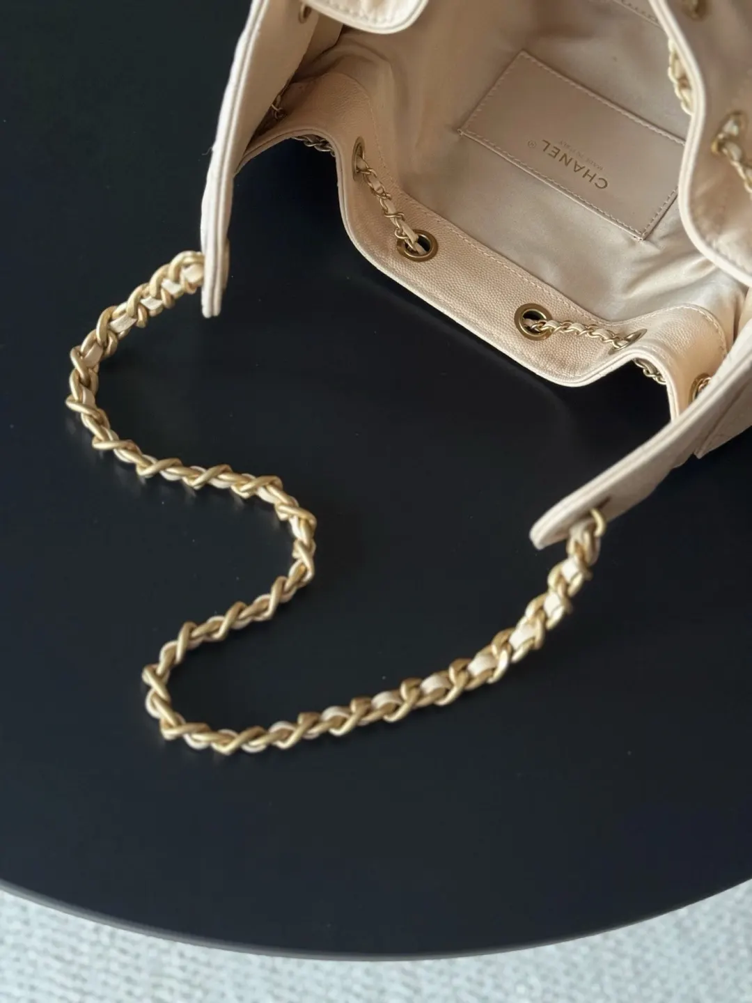 Chanel Hobo Shoulder Bag Vintage Image 8 Chanel Hobo Shoulder Bag Vintage Image 8
