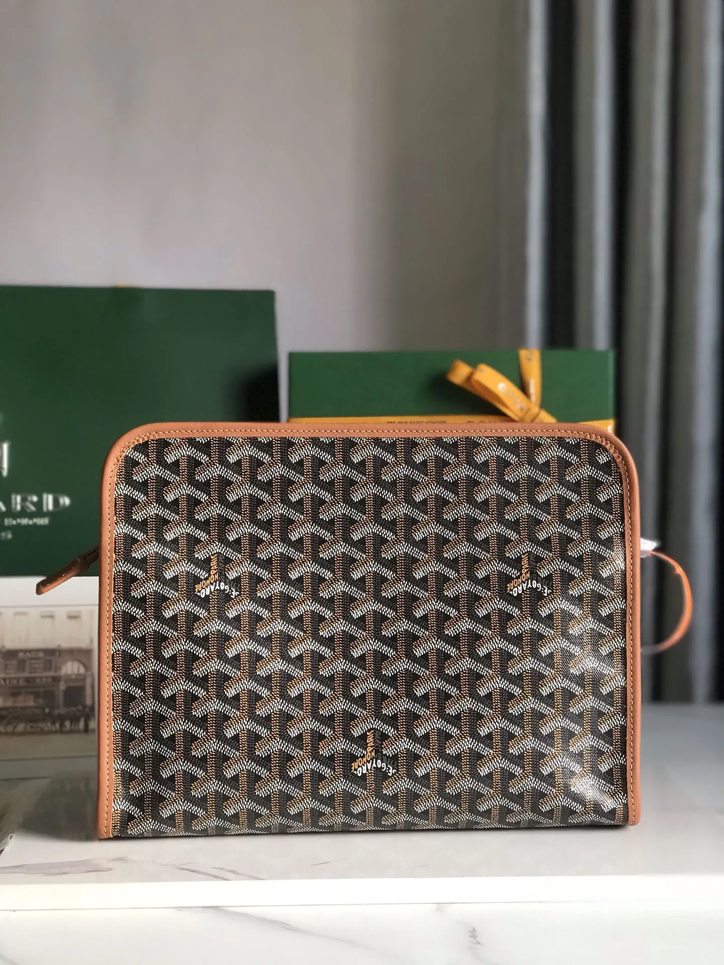 Goyard 黃色 牛皮 手拿包 精致手拿款