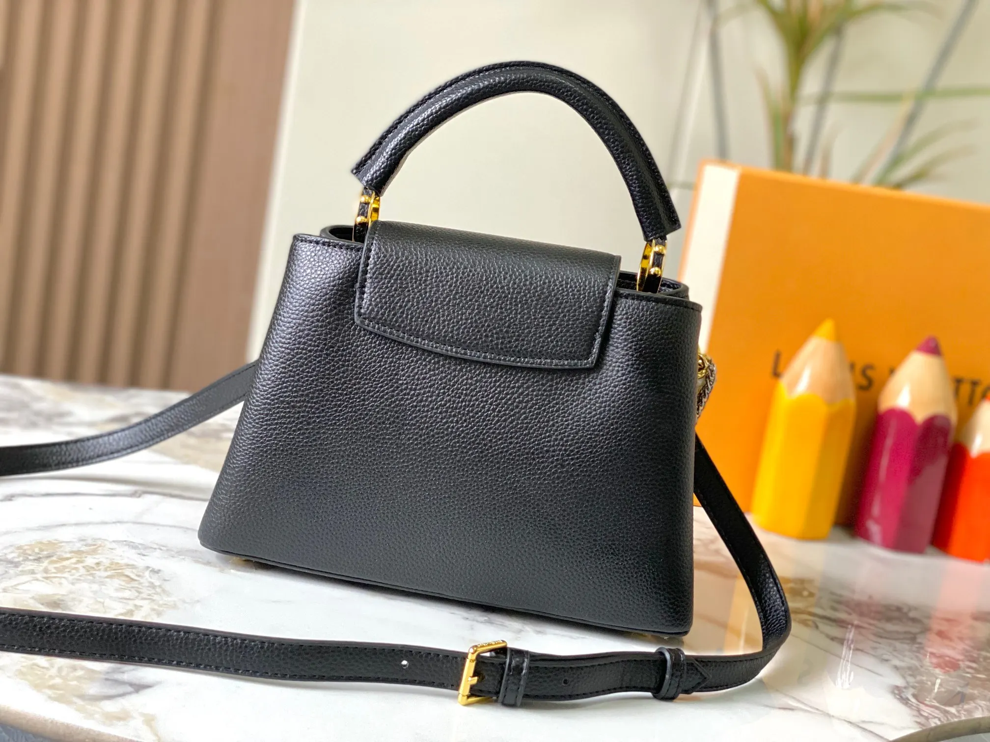 Capucines 牛皮 链条包 精致链条款