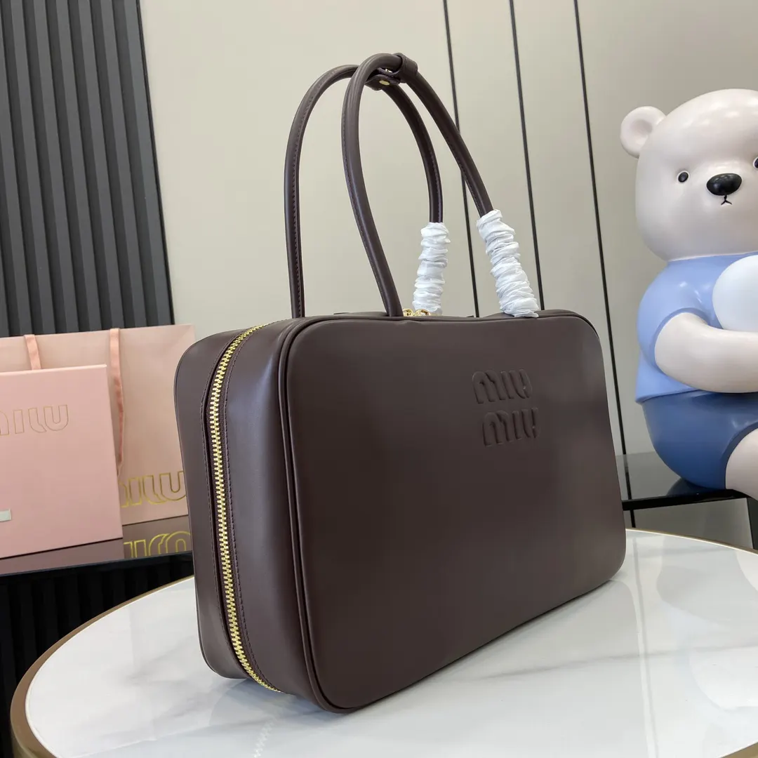 Gold Briefcase Business Commuter