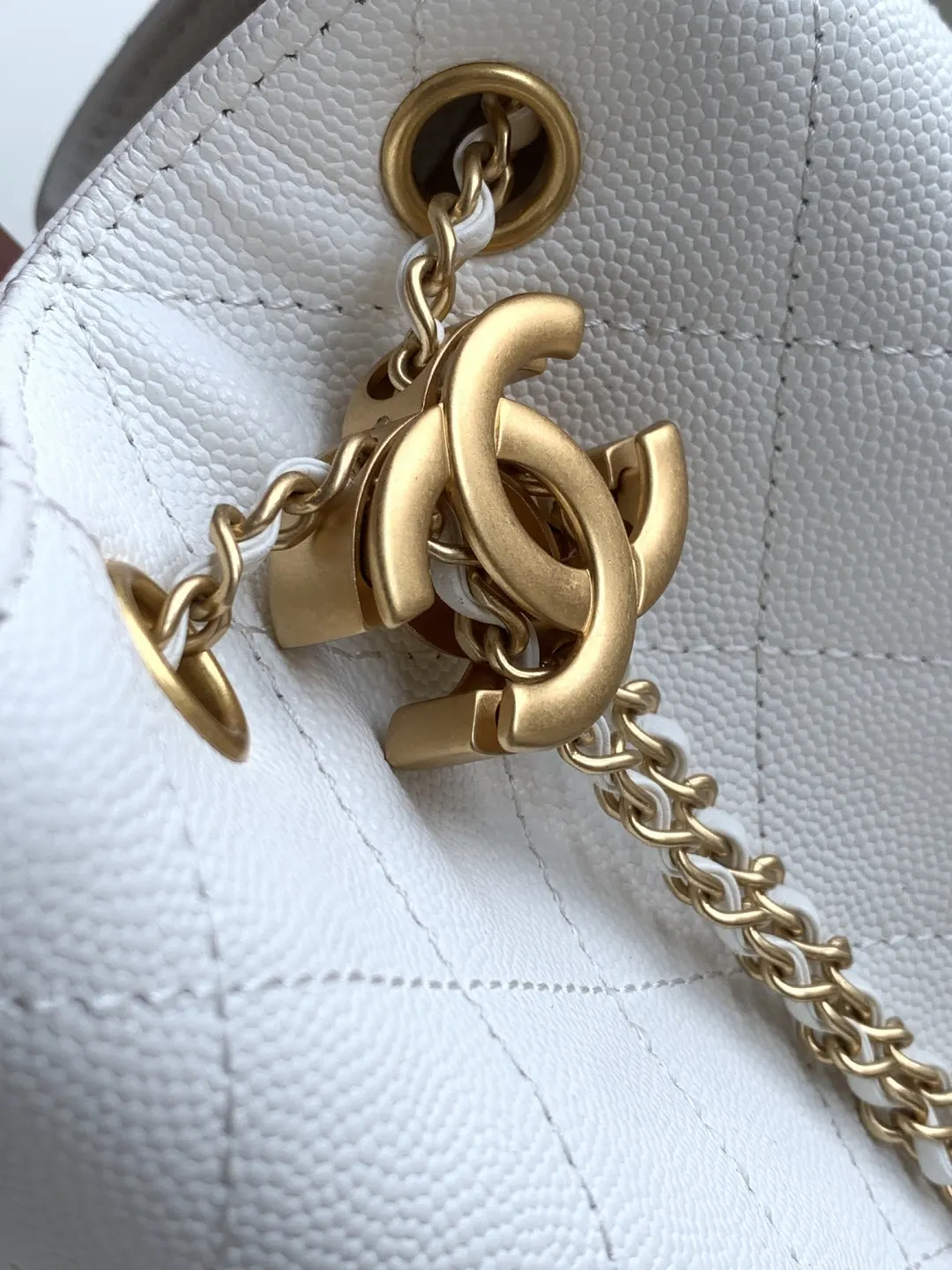 CHANEL Hobo 批 款又一个以 腋下包 復古腋下背款