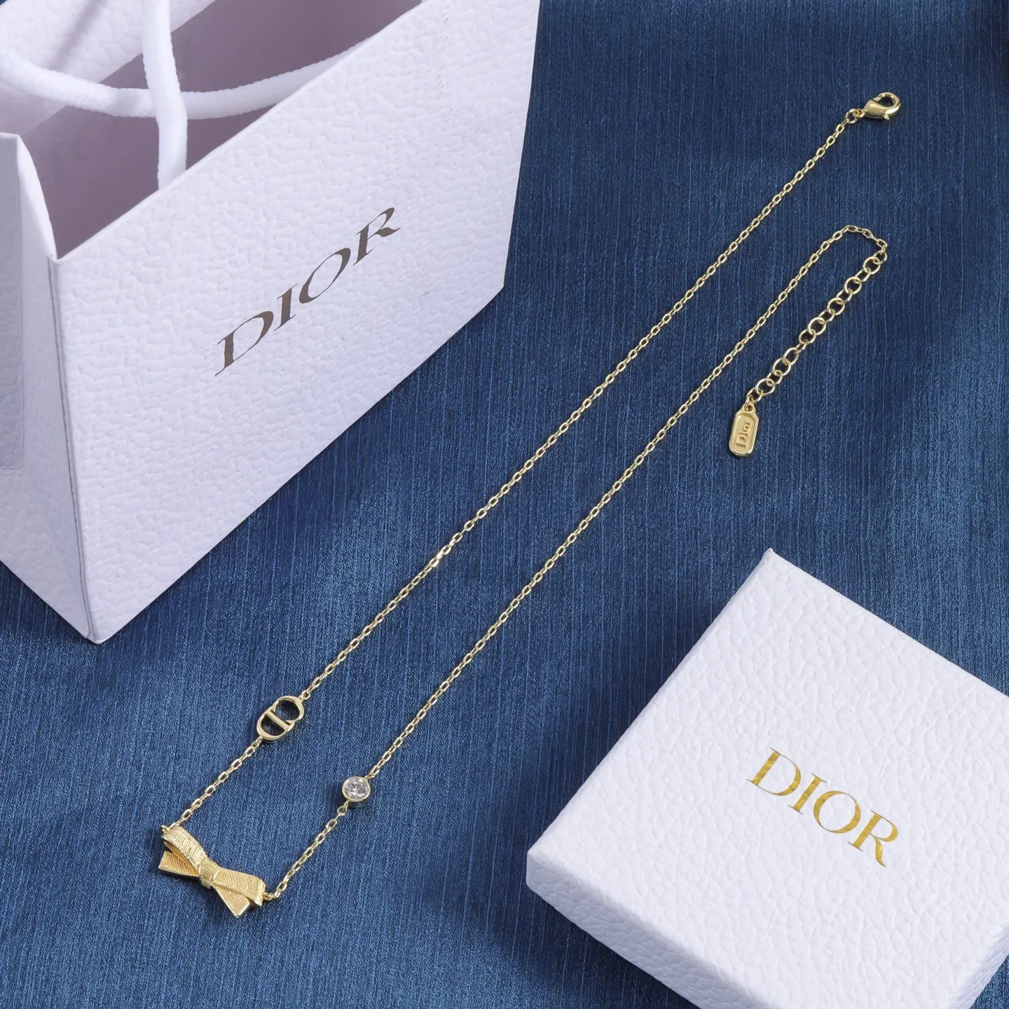 Dior 金色细链锁骨项链 蓝盒款