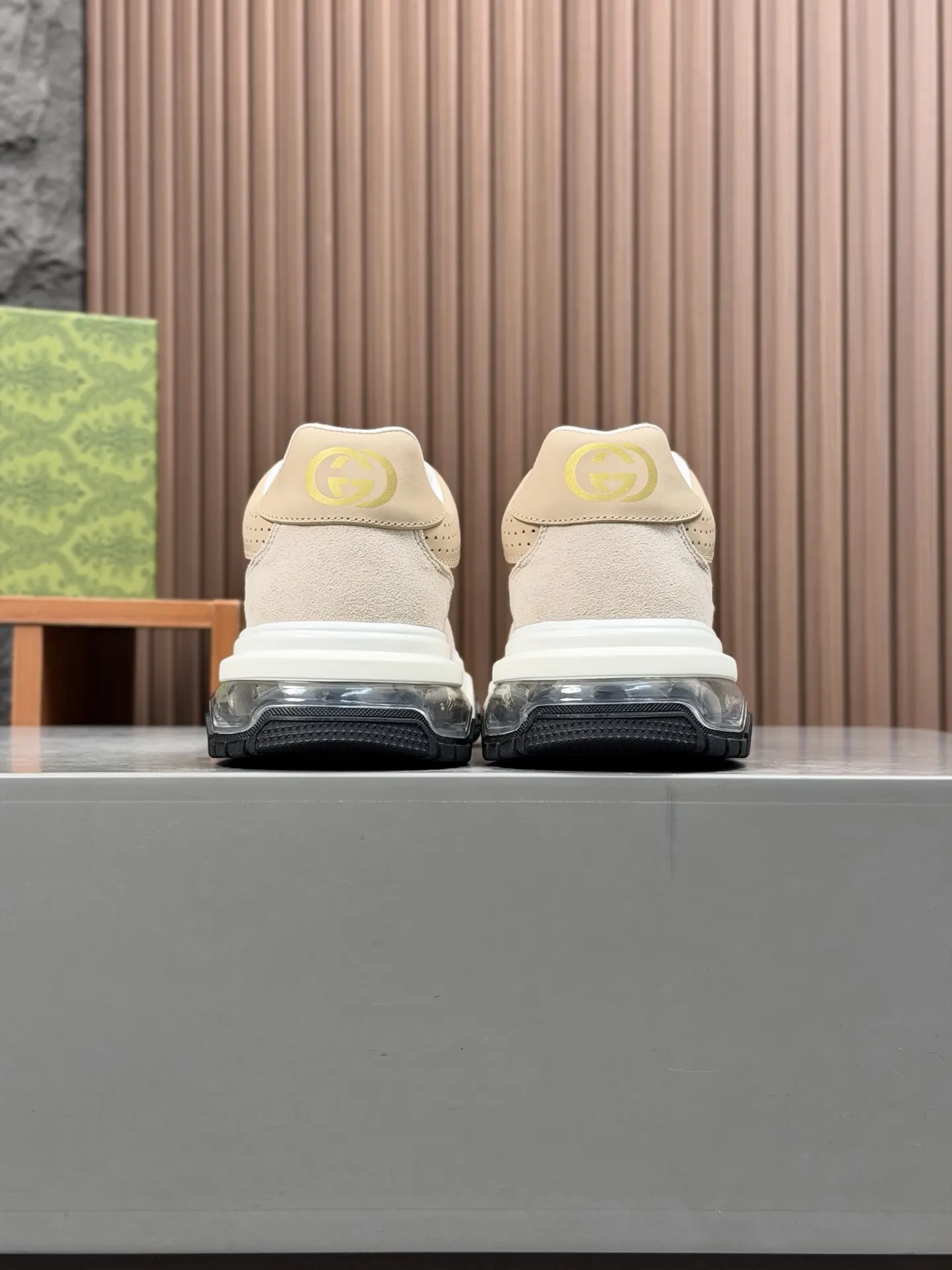 Gucci Logo休闲运动鞋