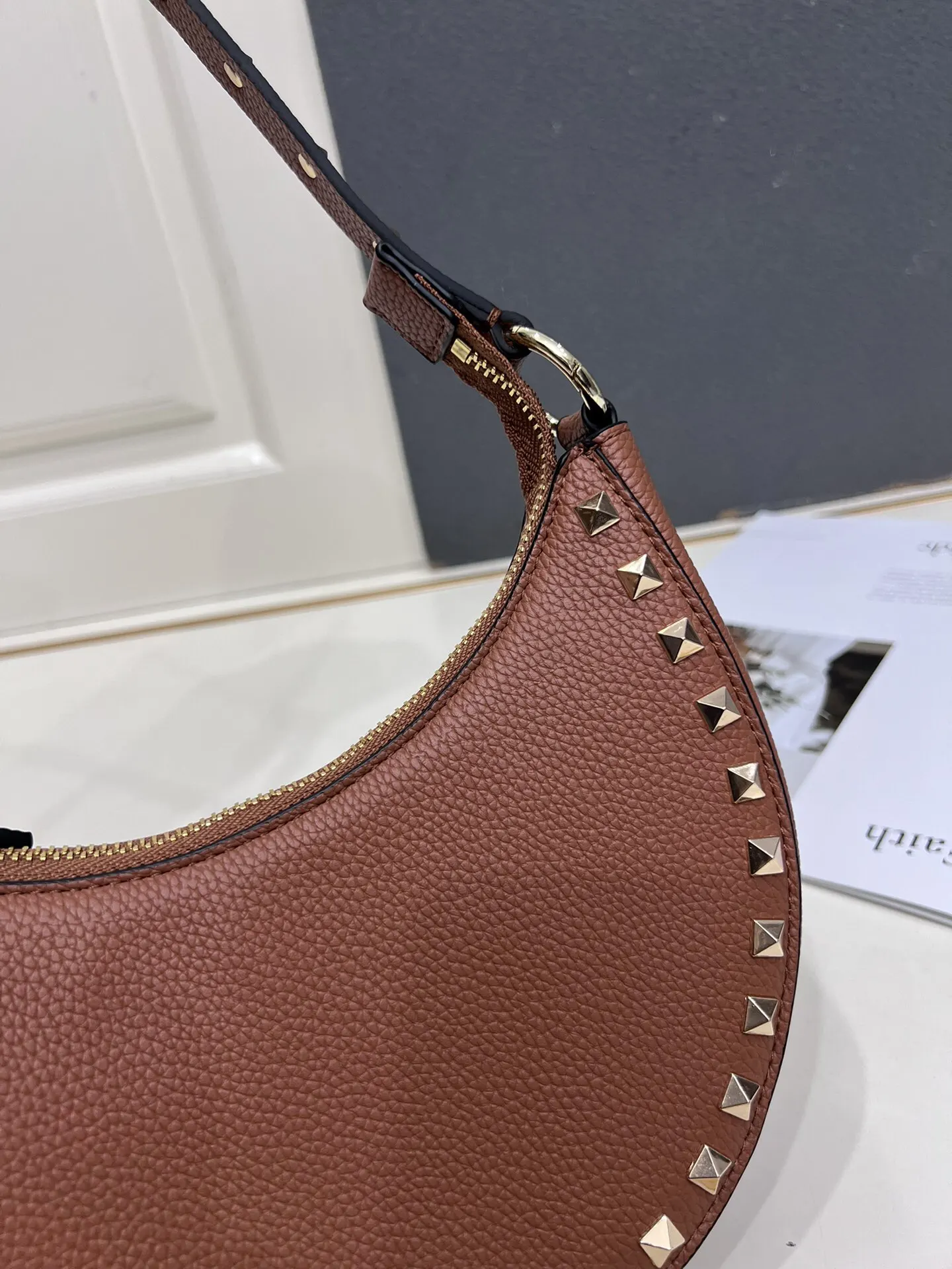 Hobo Shoulder Bag Vintage