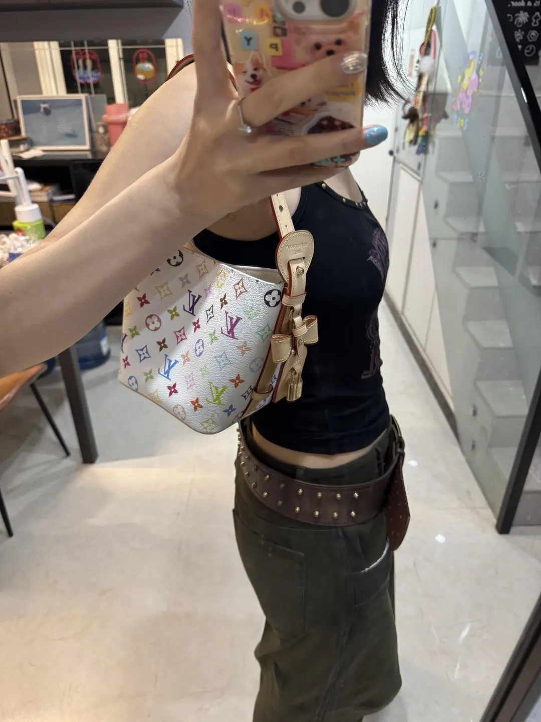 LV 白三彩allinbb真香 水桶包 休閒水桶款