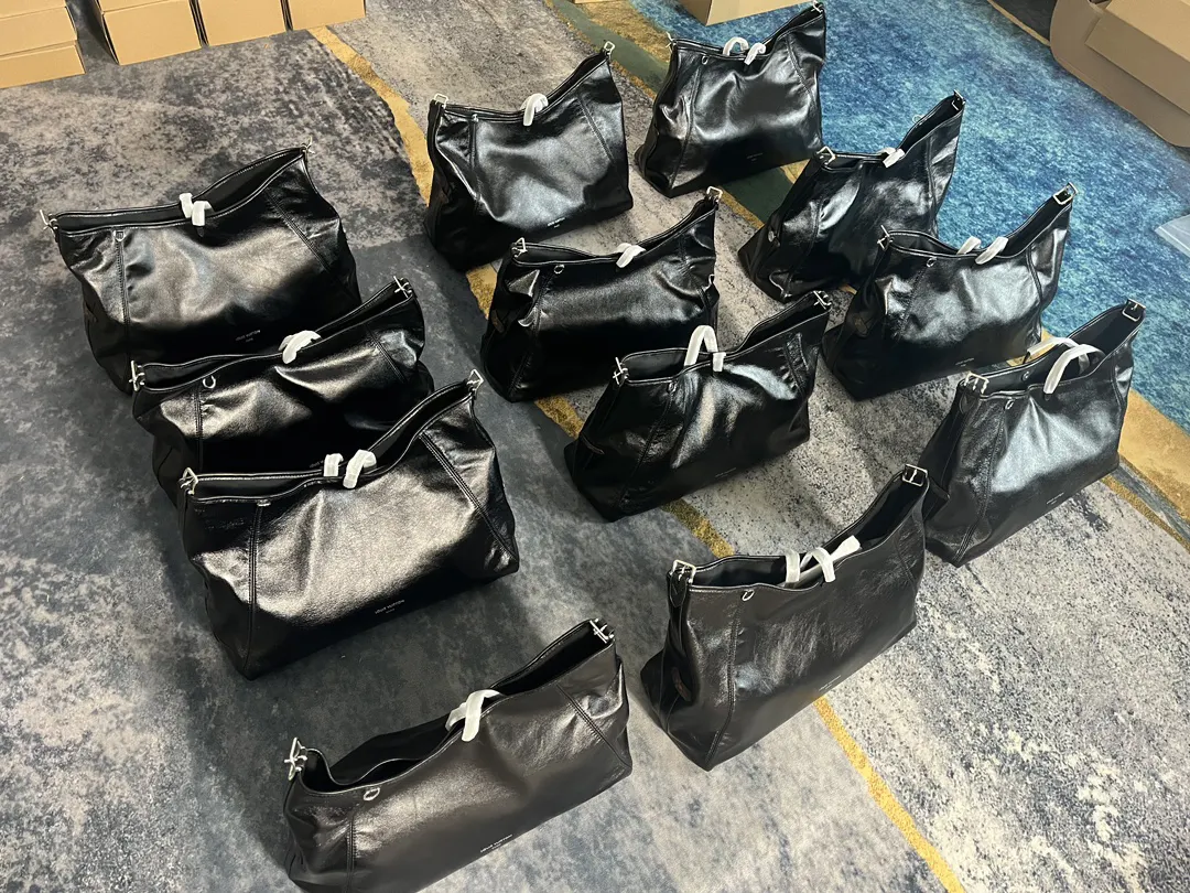 CarryAll 羊皮 跳码渠道级 中号羊皮 Ca 腋下包 復古腋下背款