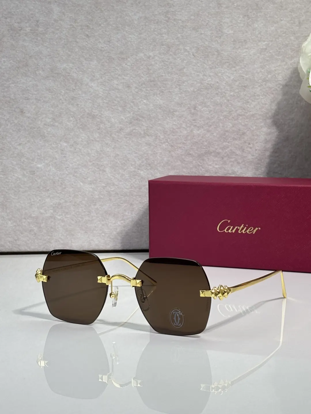 Cartier 墨镜 时尚防晒款 款14