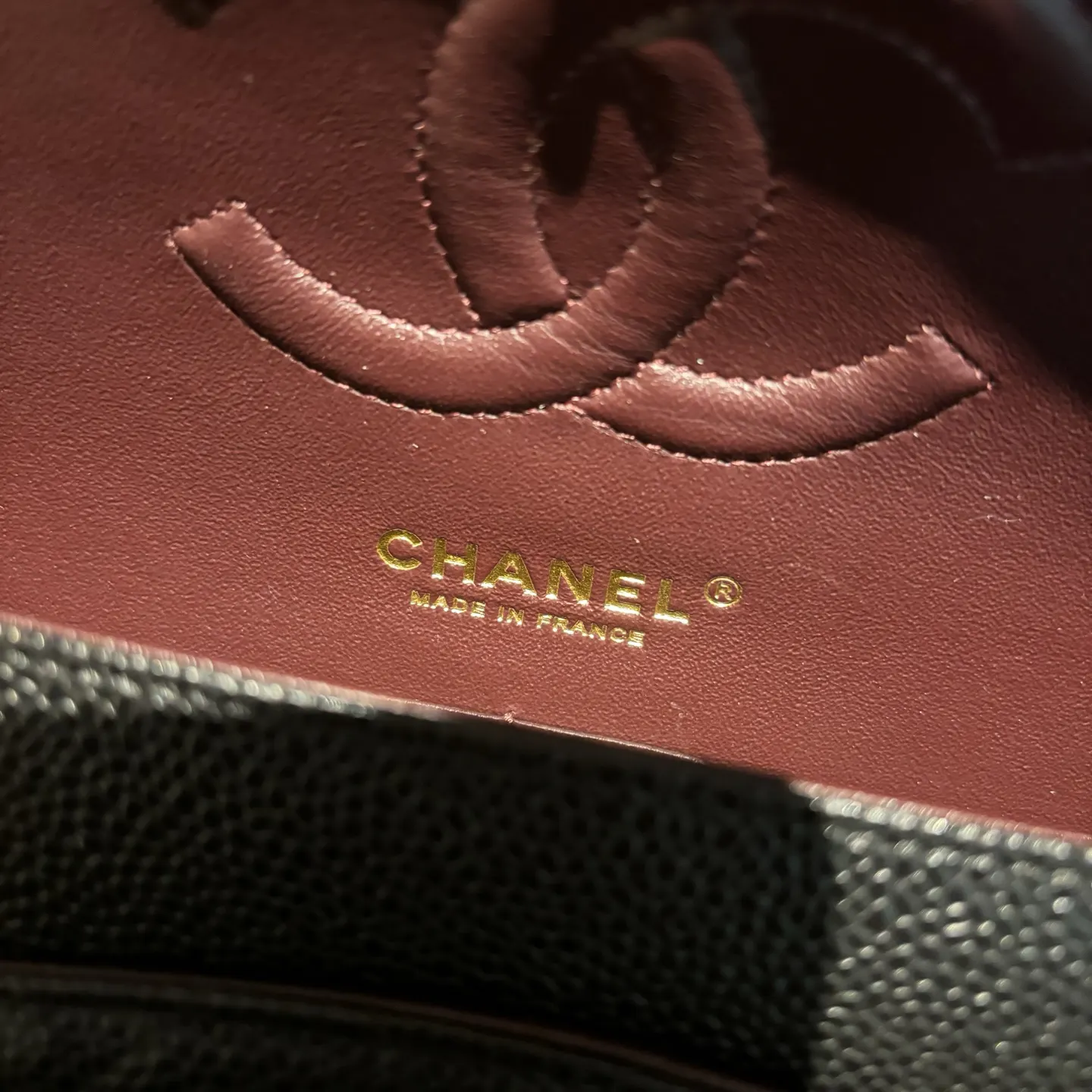 CHANEL 每个字母都符合官方标准烫金 还是有难度的 斜背包 輕便斜挎款(數字3) CHANEL 每个字母都符合官方标准烫金 还是有难度的 斜背包 輕便斜挎款(數字3)