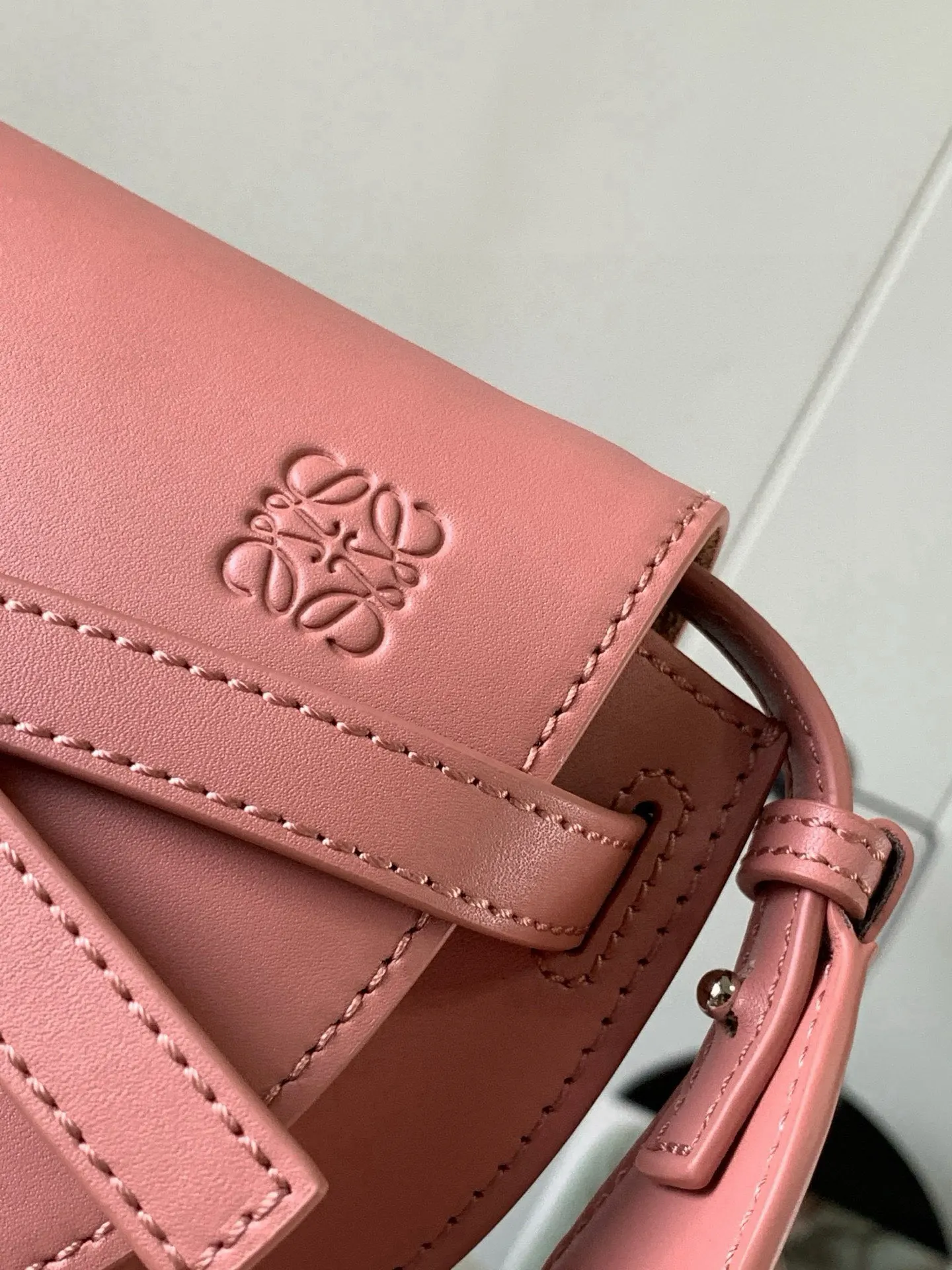 Crossbody Bag Lightweight Leather