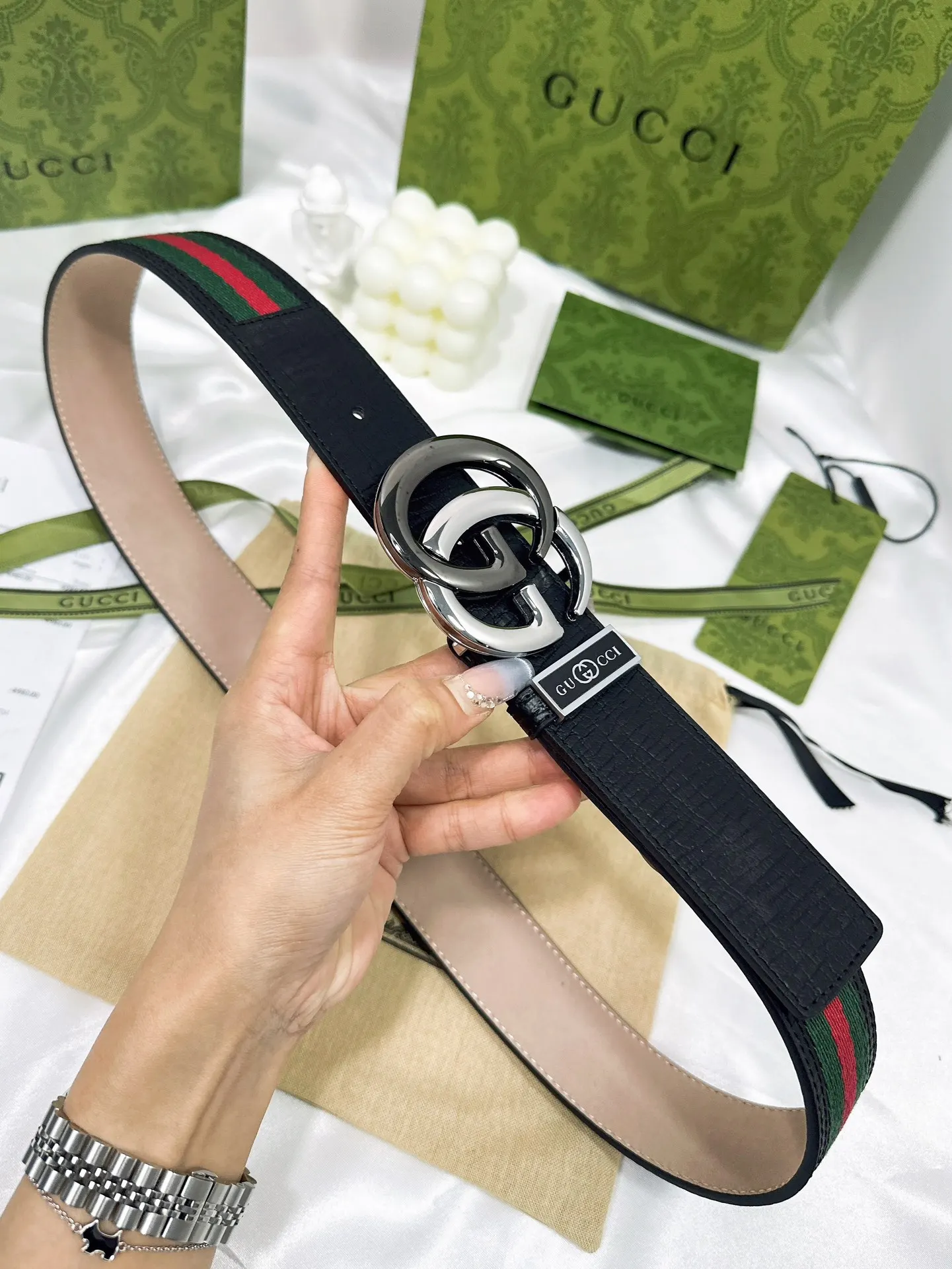 Gucci Double G Buckle Cowhide Double Sided Belt Business And Leisure