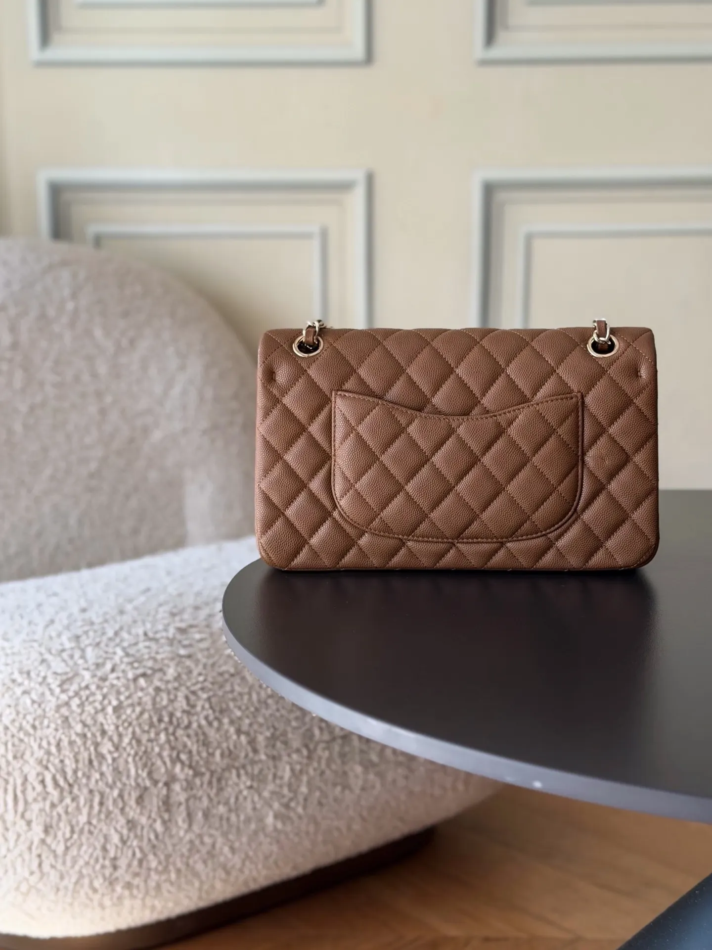 Chanel 棕色牛皮菱格鏈條包 金扣