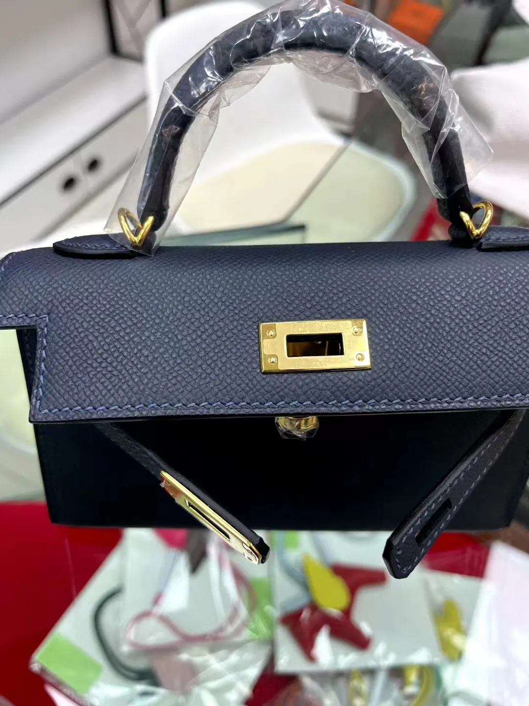 Hermès 迷你皮革手提包 黑色金扣