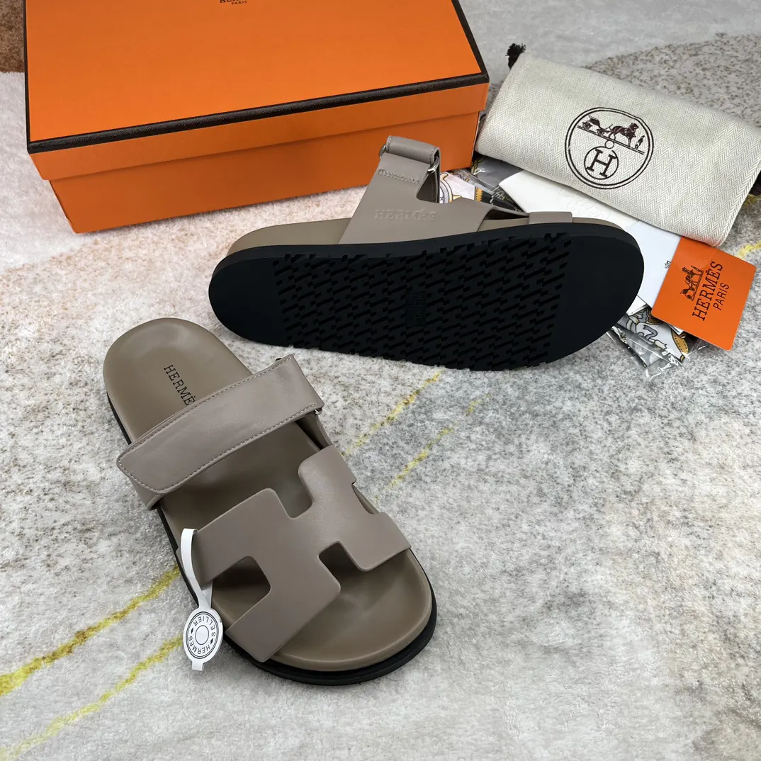 Hermès 新色系 小牛皮 拖鞋 舒适