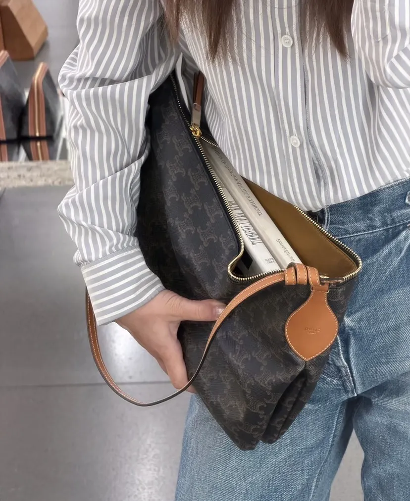 Gold Hobo Shoulder Bag Vintage