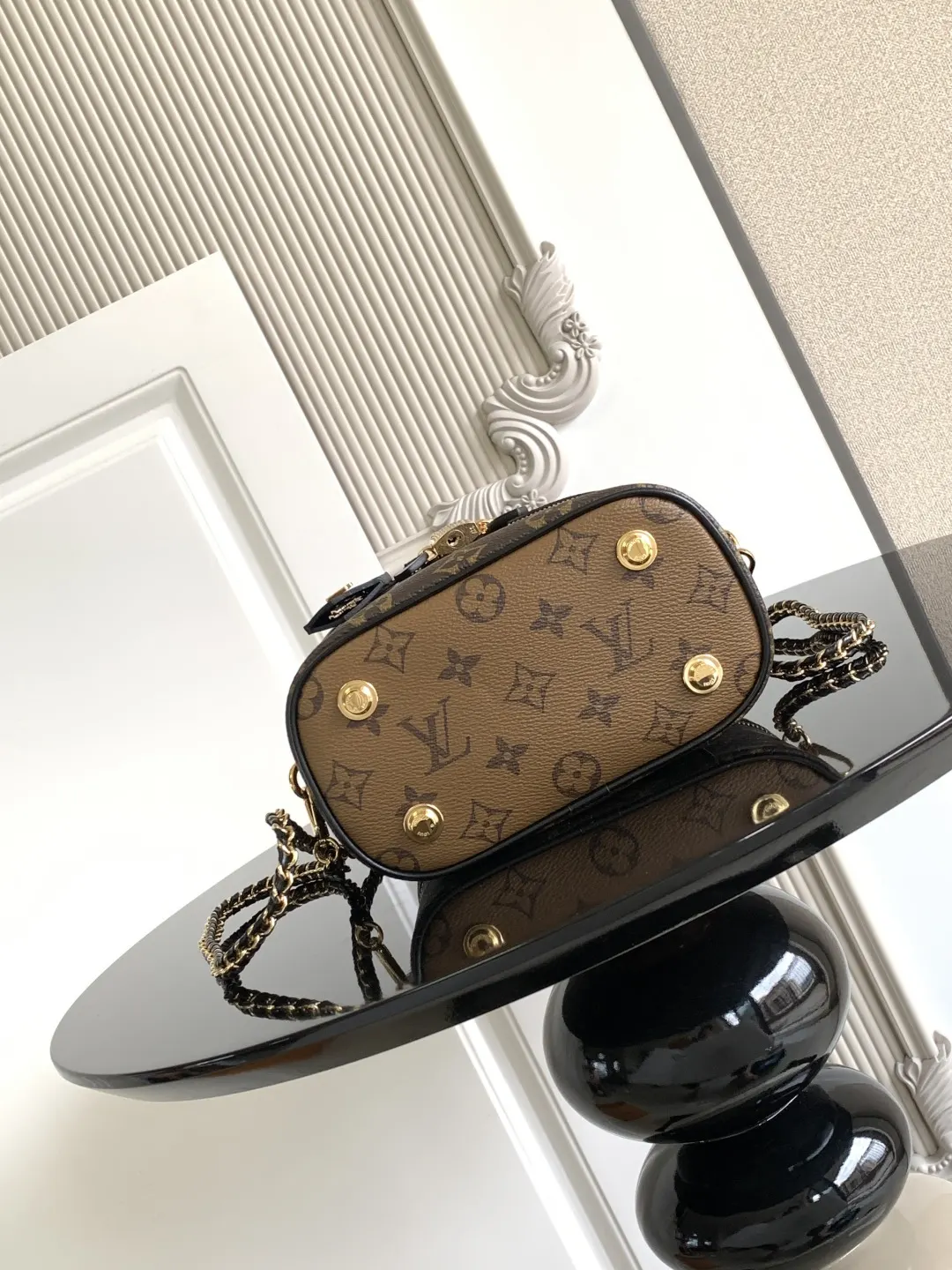 Louis Vuitton Chain Bag Canvas