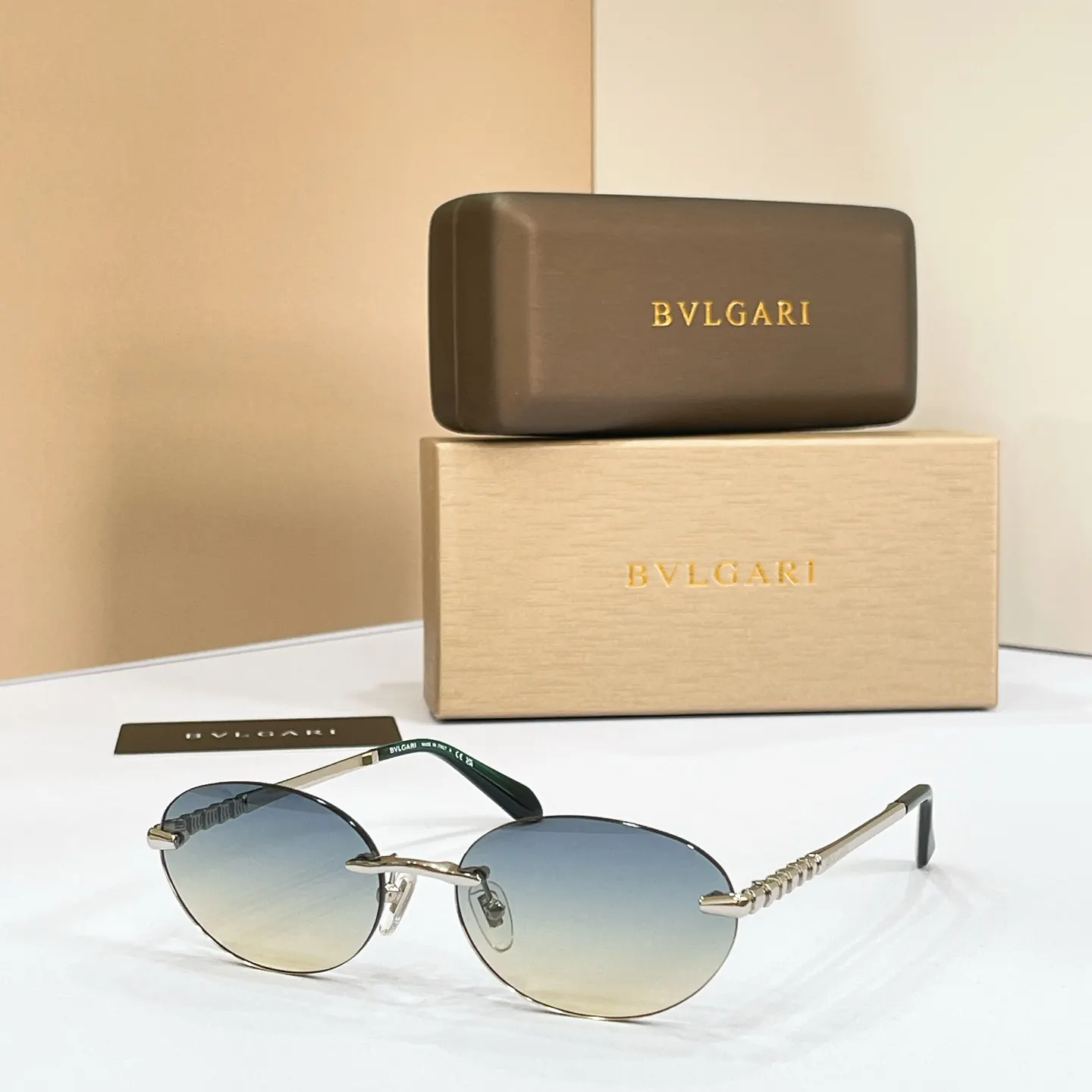 Bvlgari 墨镜 时尚防晒款