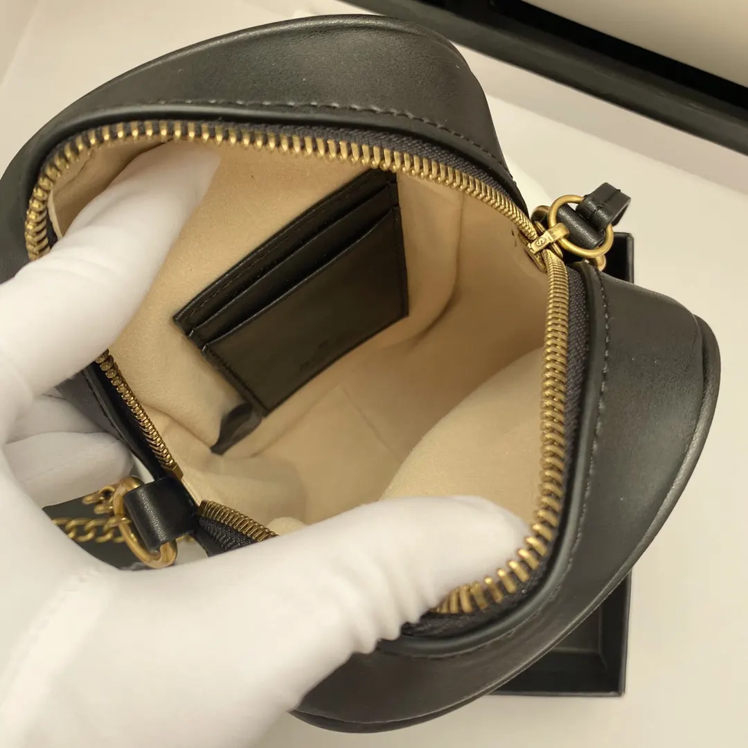 Gucci Marmont 絎縫皮革鏈條包 單肩斜挎