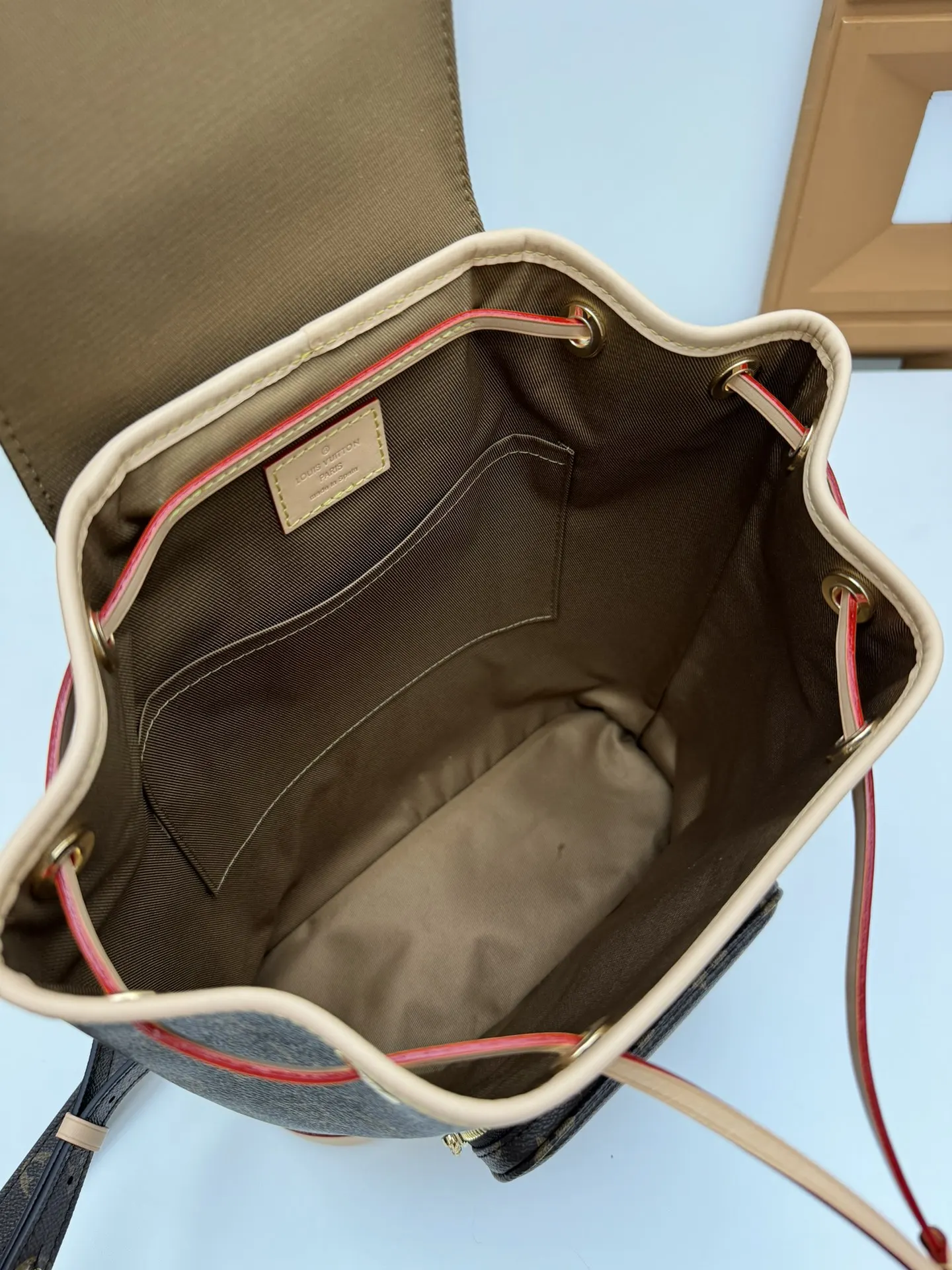老花 帆布 安全保管随身物品的高档抽屉和磁铁型锁 雙肩包 实用雙肩款(數字9) 老花 帆布 安全保管随身物品的高档抽屉和磁铁型锁 雙肩包 实用雙肩款(數字9)