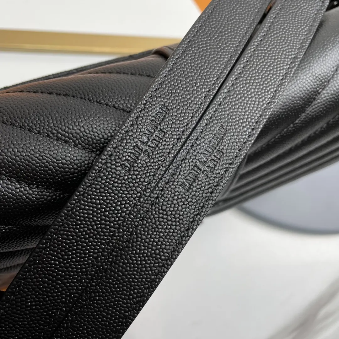 Chain Bag Leather