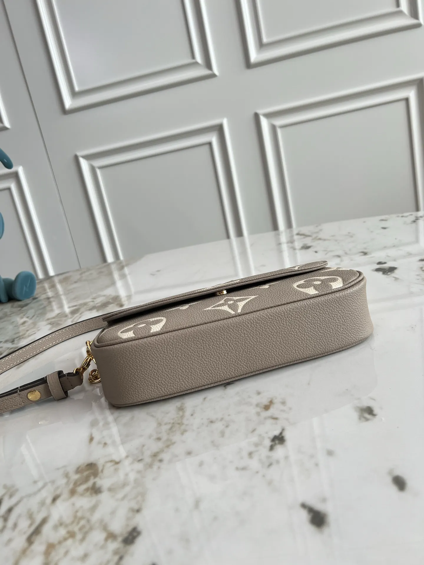 LV M82211 老花 钱包 精选款