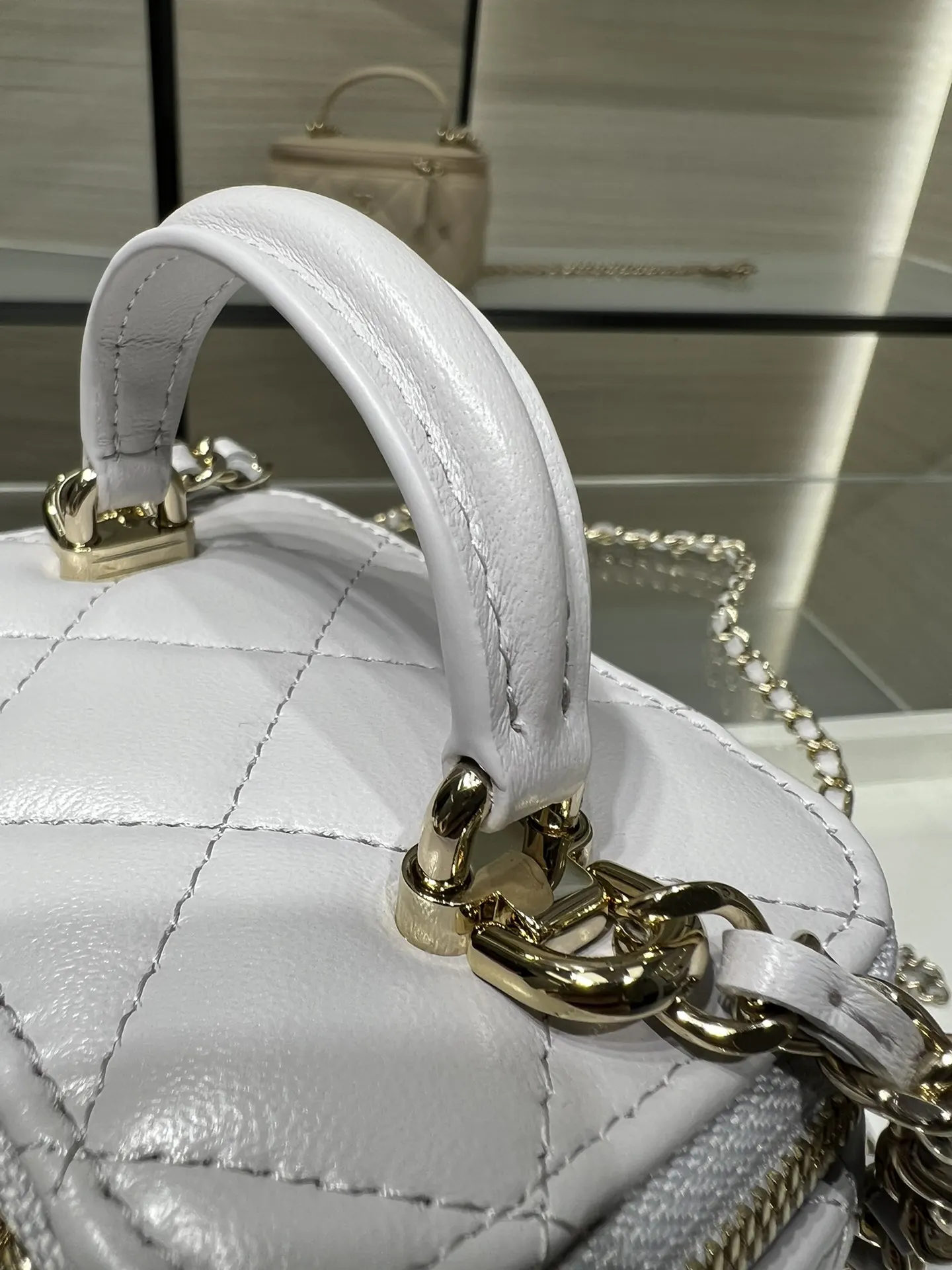 Chanel 19 小号 灰色 皮革 菱格绗缝 链条包