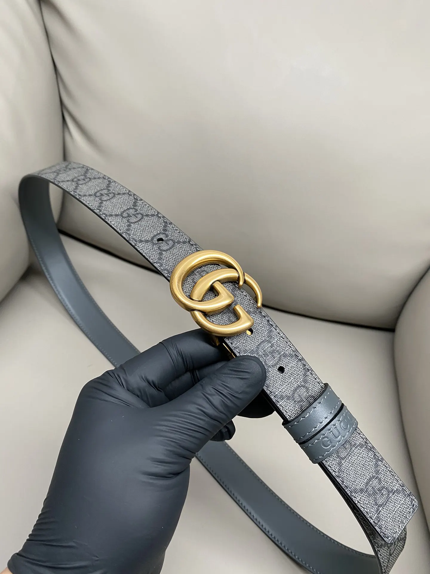 Gucci Marmont Double G Buckle Cowhide Sided Belt