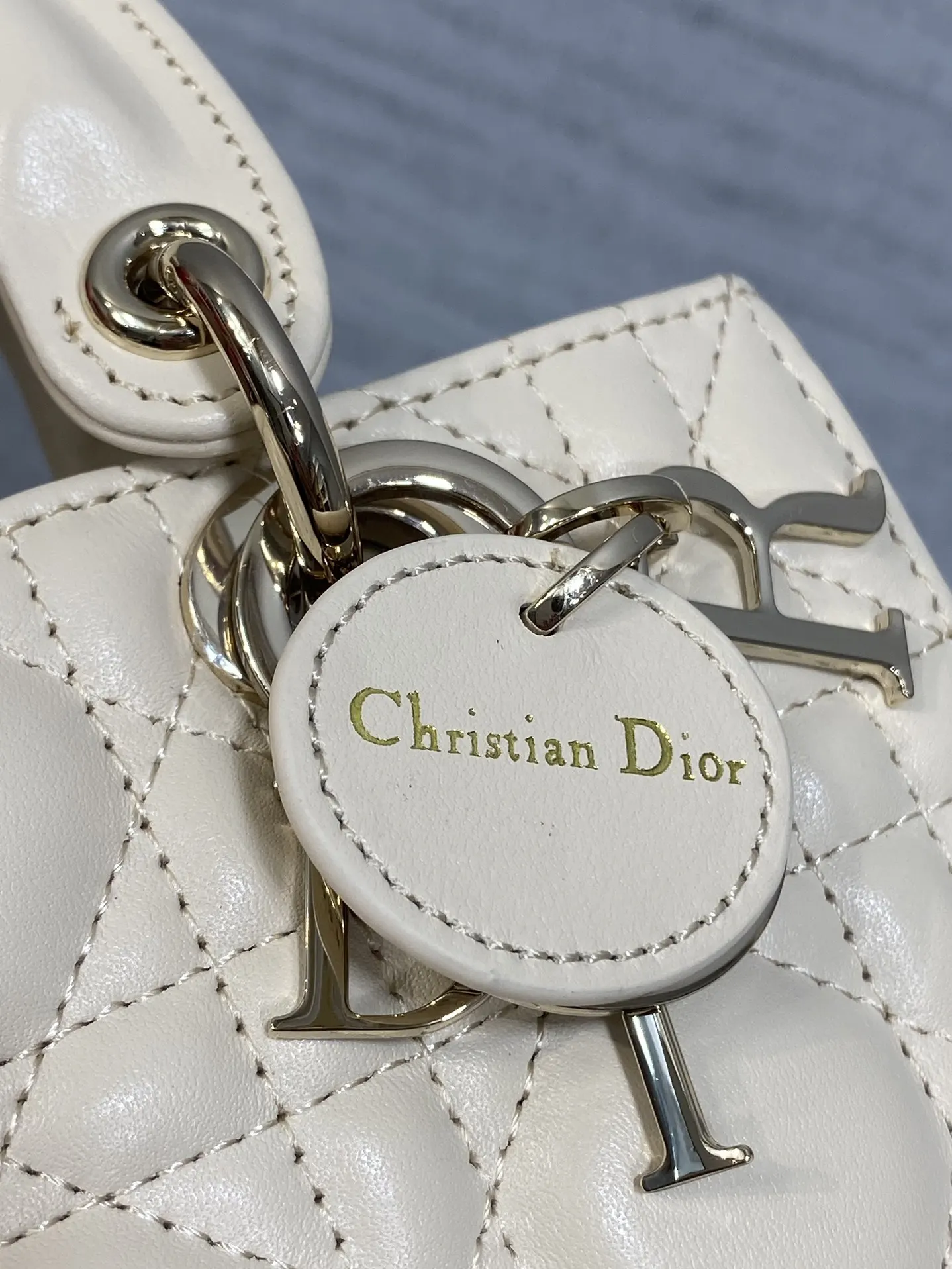 Dior 羊皮 进口 羊皮横款戴妃包迷你 鏈條包 精致鏈條款