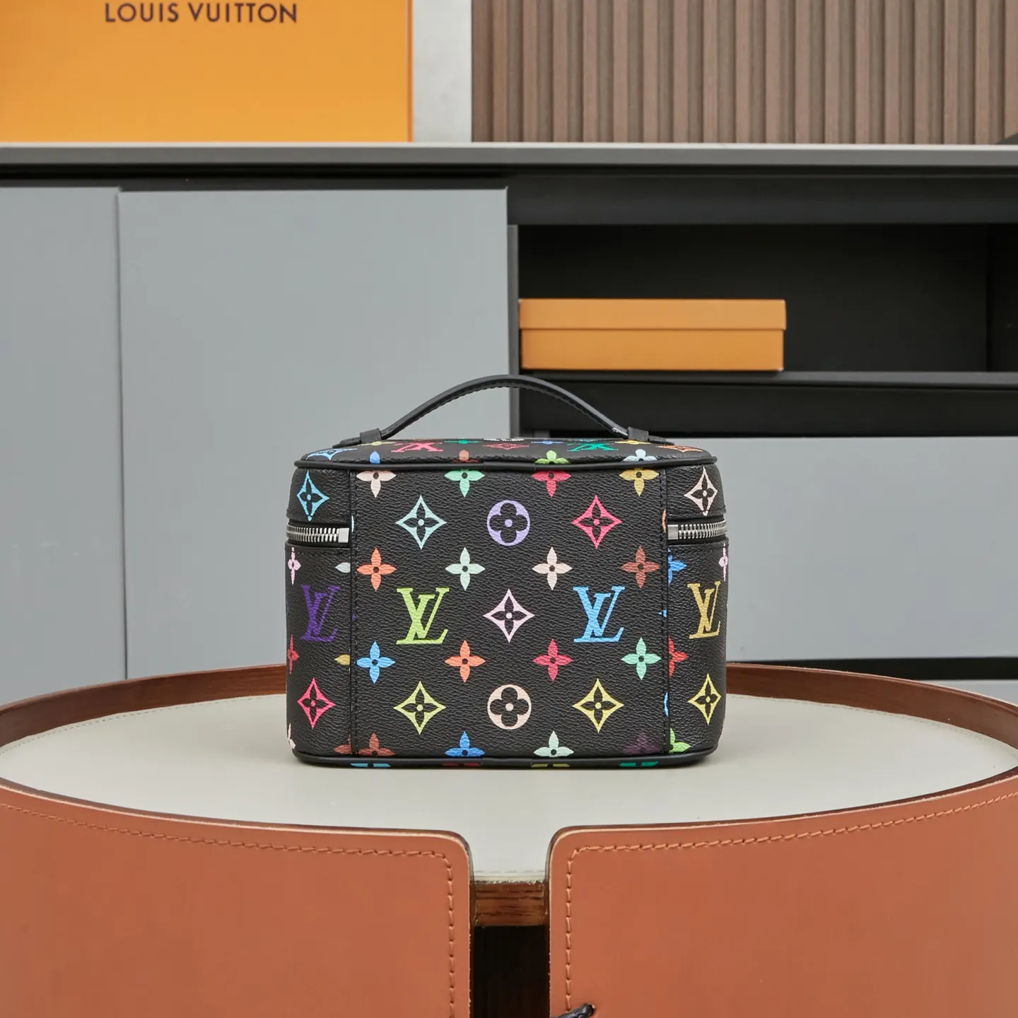 LV handbag Image 3 LV handbag Image 3