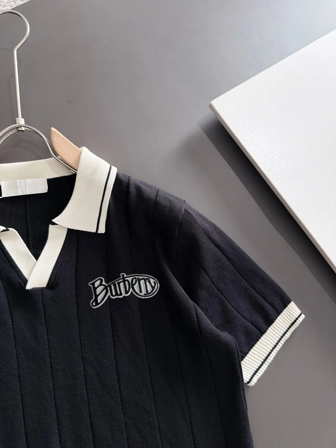 Burberry Embroidery Cotton Knitwear Textured Knit Image 2 Burberry Embroidery Cotton Knitwear Textured Knit Image 2