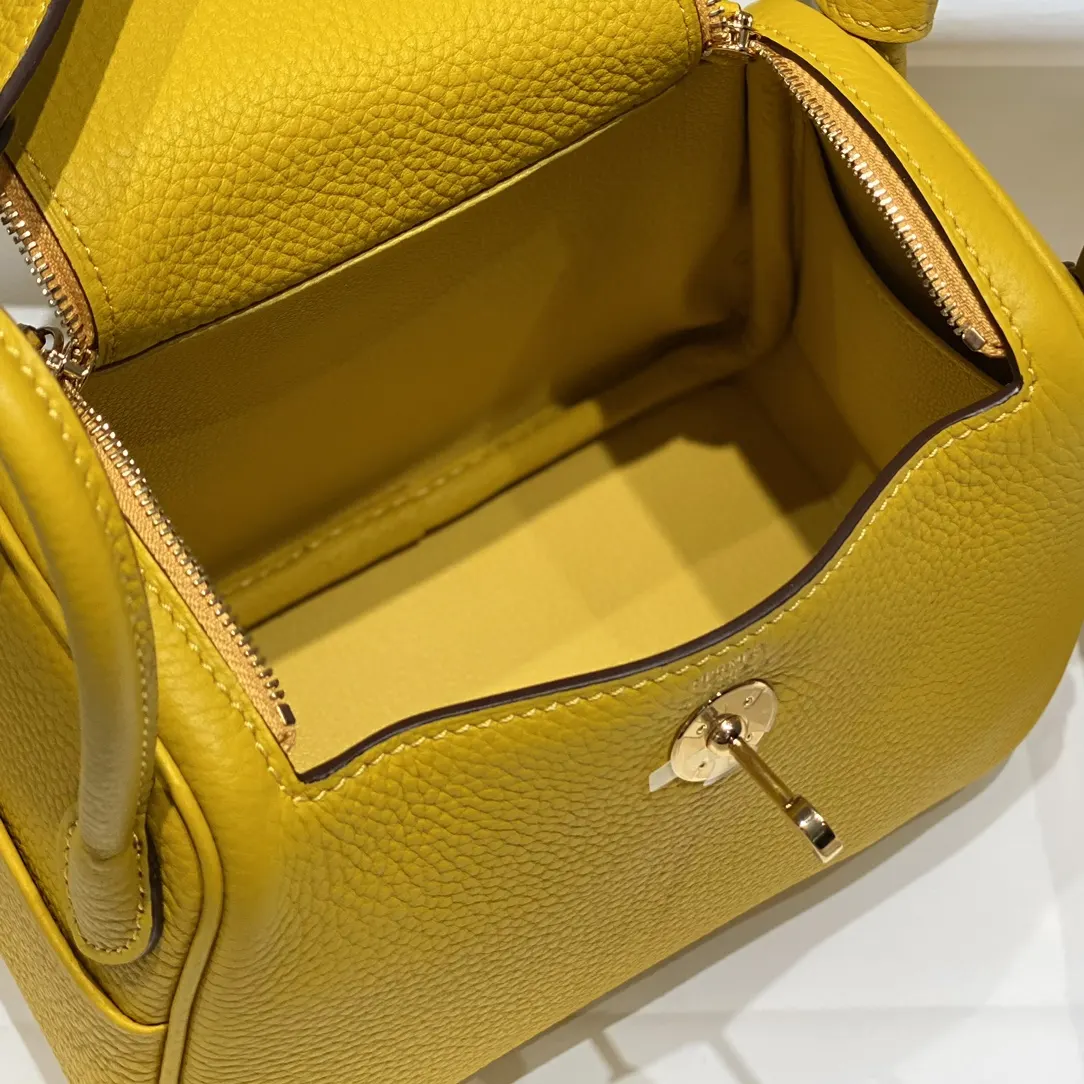 Hermès Lindy Top Handle Bag Classic Leather