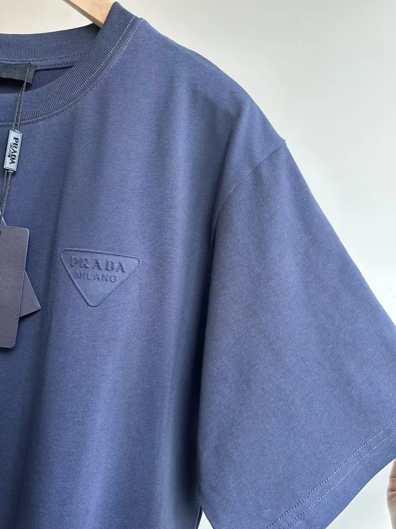 PRADA 棉质 三角标 短袖T恤 休闲百搭款