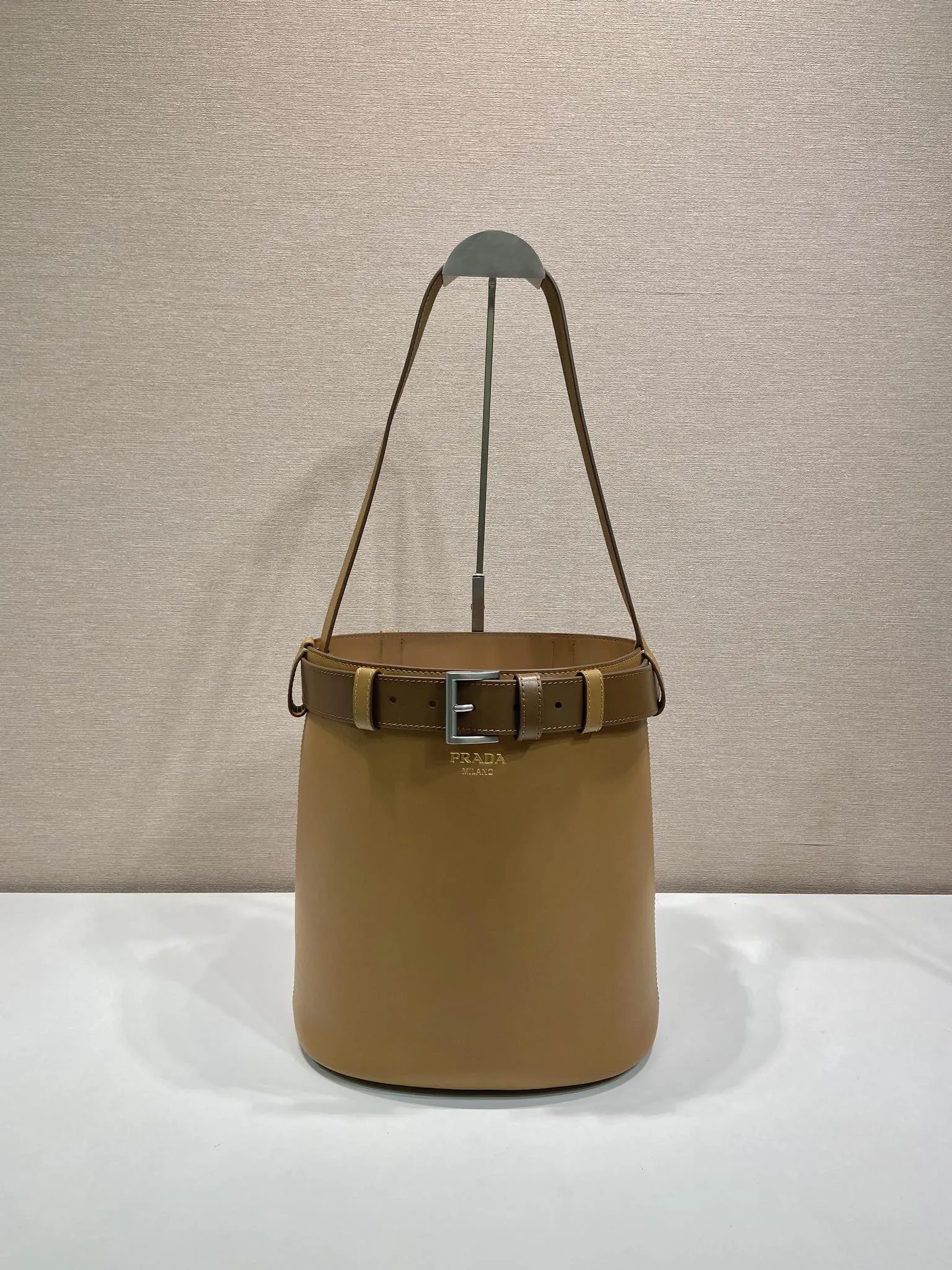 Bucket Bag Classic Casual