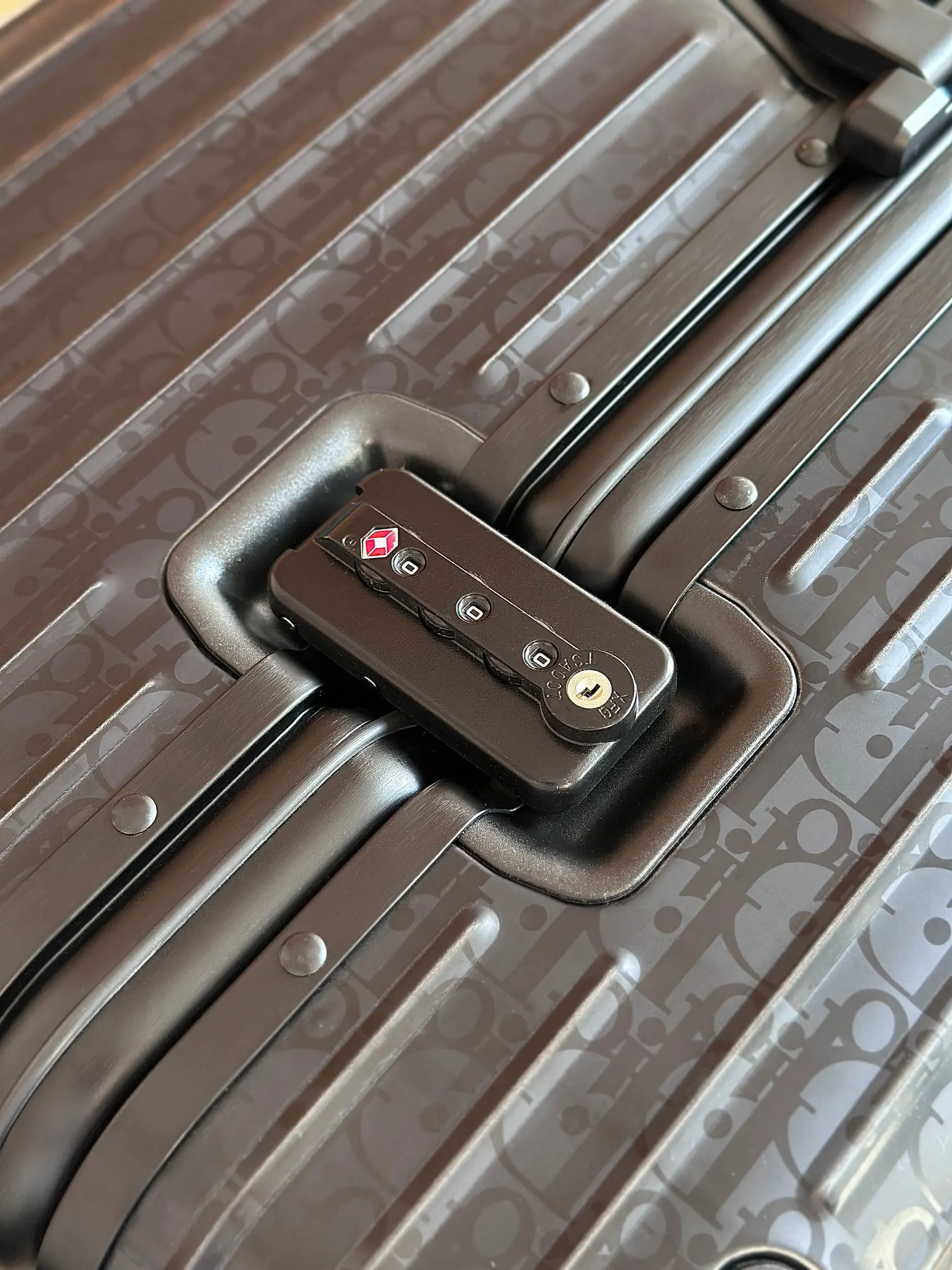黑色 漸變黑色 行李箱 旅行拉杆款 輕便出行款
