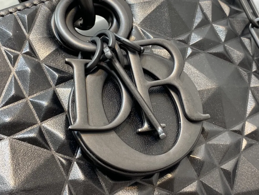 Dior 牛皮 进口 牛皮钻石横款戴妃包 全新D 手提包 通勤手提款