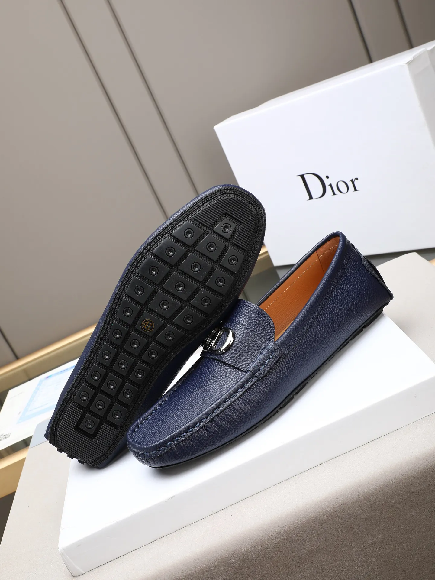 Dior Cowhide Shoes Comfortable And Loafers