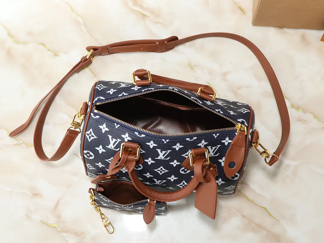 Organizer Pouch Travel Leather