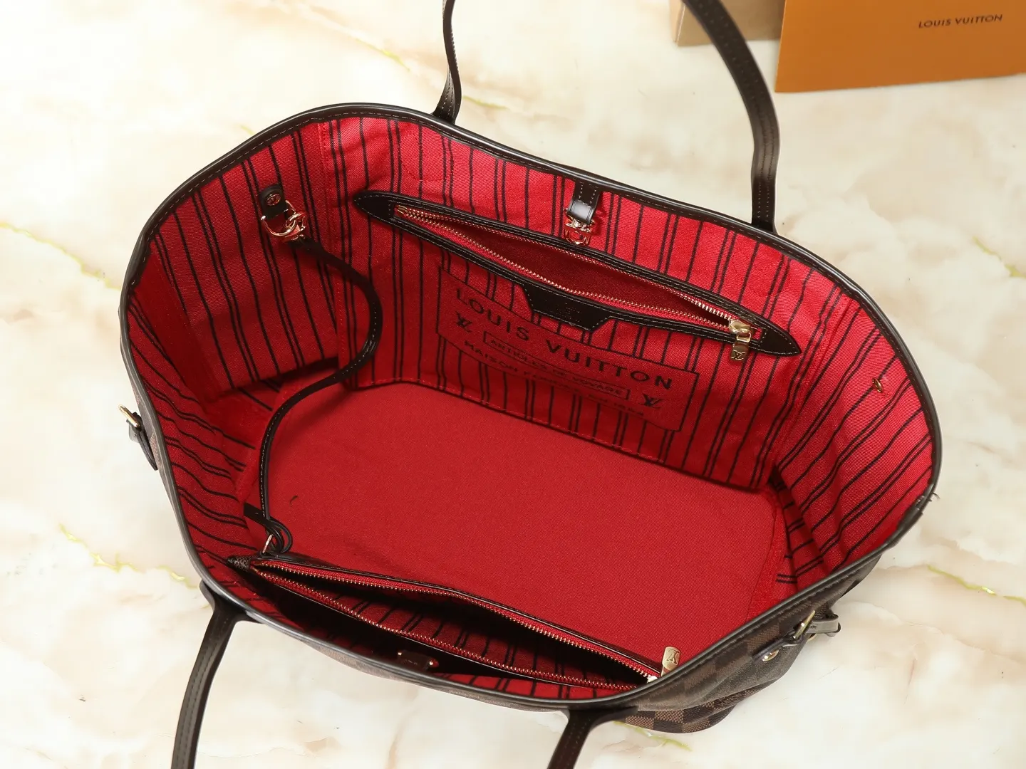 Neverfull 老花 帆布 手拿包 精致手拿款
