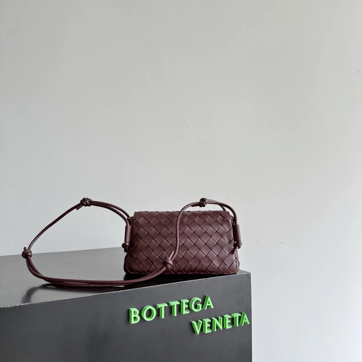 Bottega Veneta 手拿包 精致手拿款