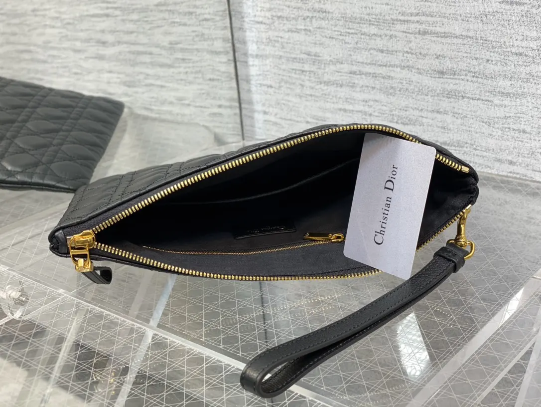 Dior Caro 黑色 手拿包 精致手拿款(數字9) Dior Caro 黑色 手拿包 精致手拿款(數字9)