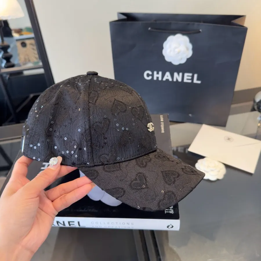 Chanel Logo鸭舌帽 帽子
