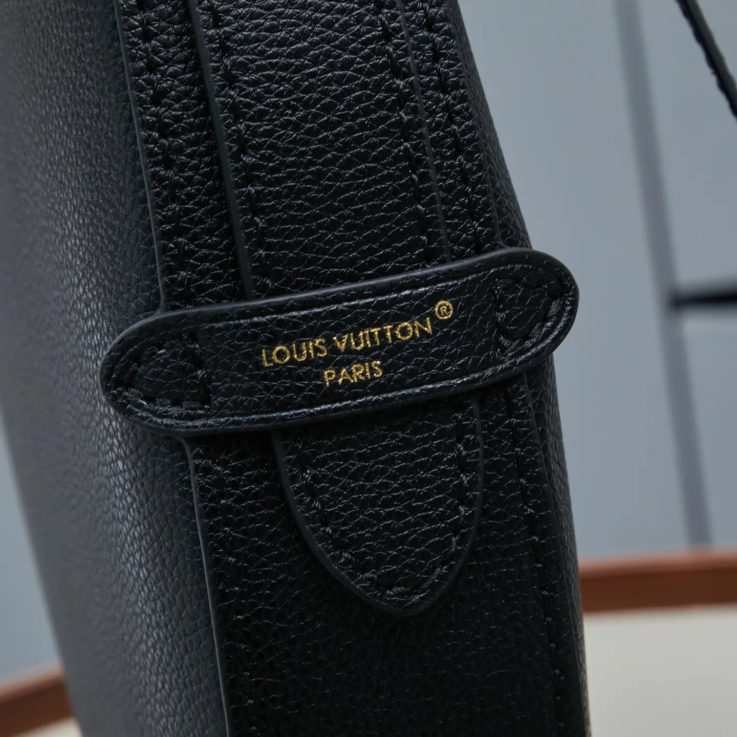 LV 黑色 棕色 牛皮 收納包 旅行收納款