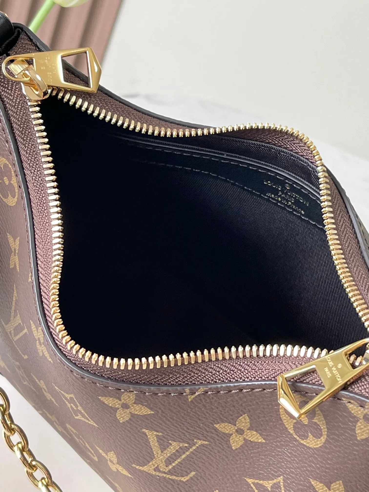 LV messenger bag Image 8 LV messenger bag Image 8
