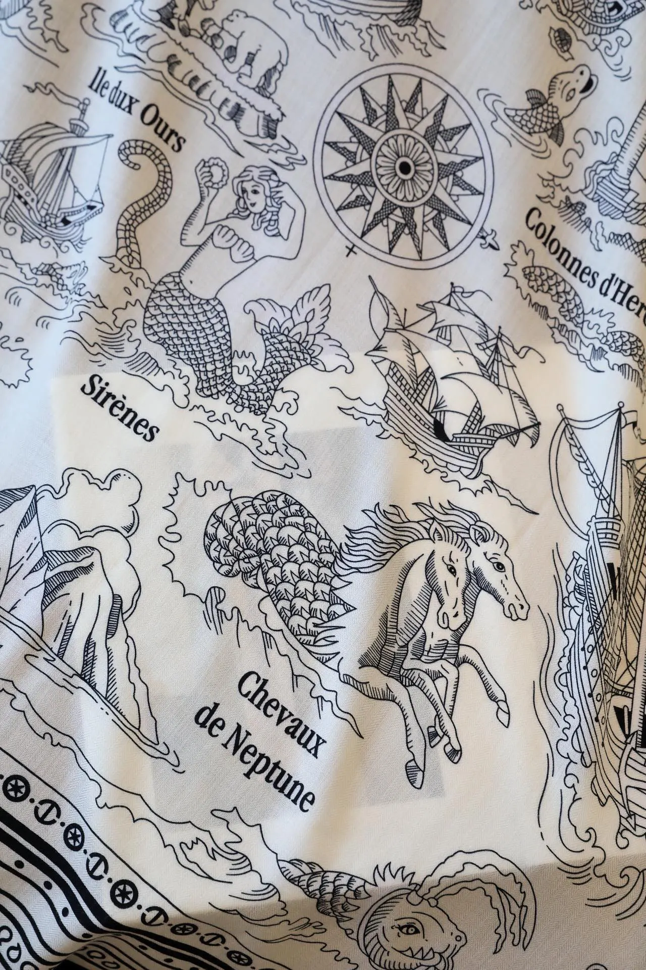 Hermès 丝巾 精致配饰