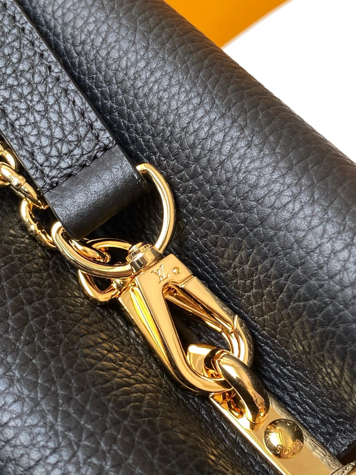 LV Capucines 黑色 米白 牛皮 链条包 精致链条款