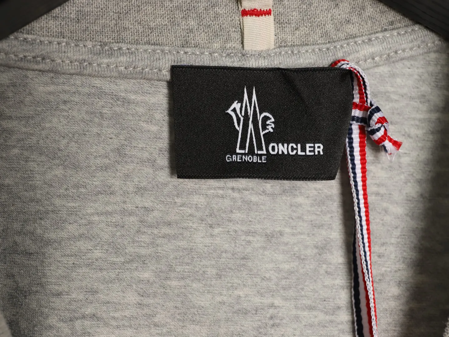 Moncler Embroidery Short Sleeve T-Shirt Daily Versatile Style Image 8 Moncler Embroidery Short Sleeve T-Shirt Daily Versatile Style Image 8