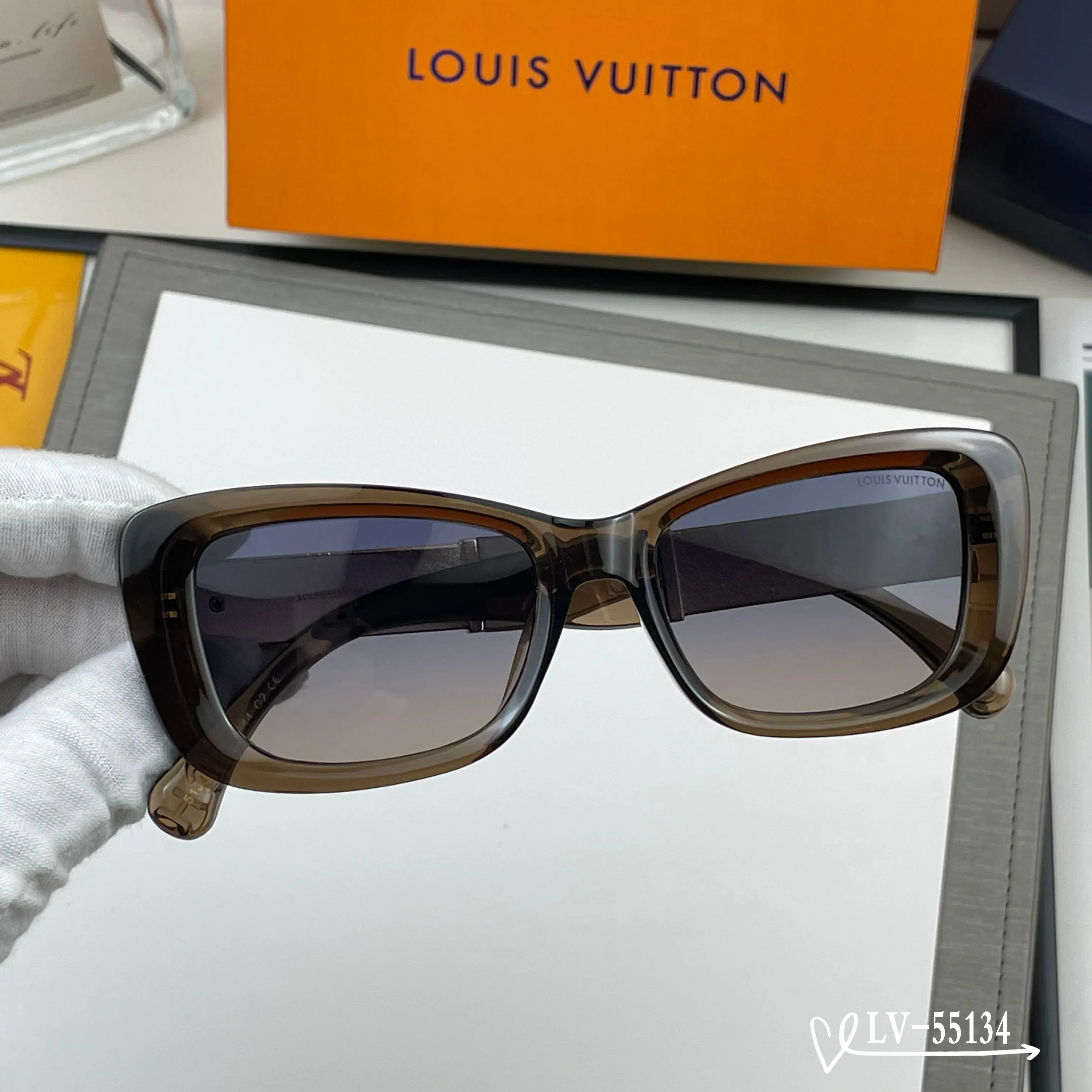 LV 墨镜 時尚防晒款