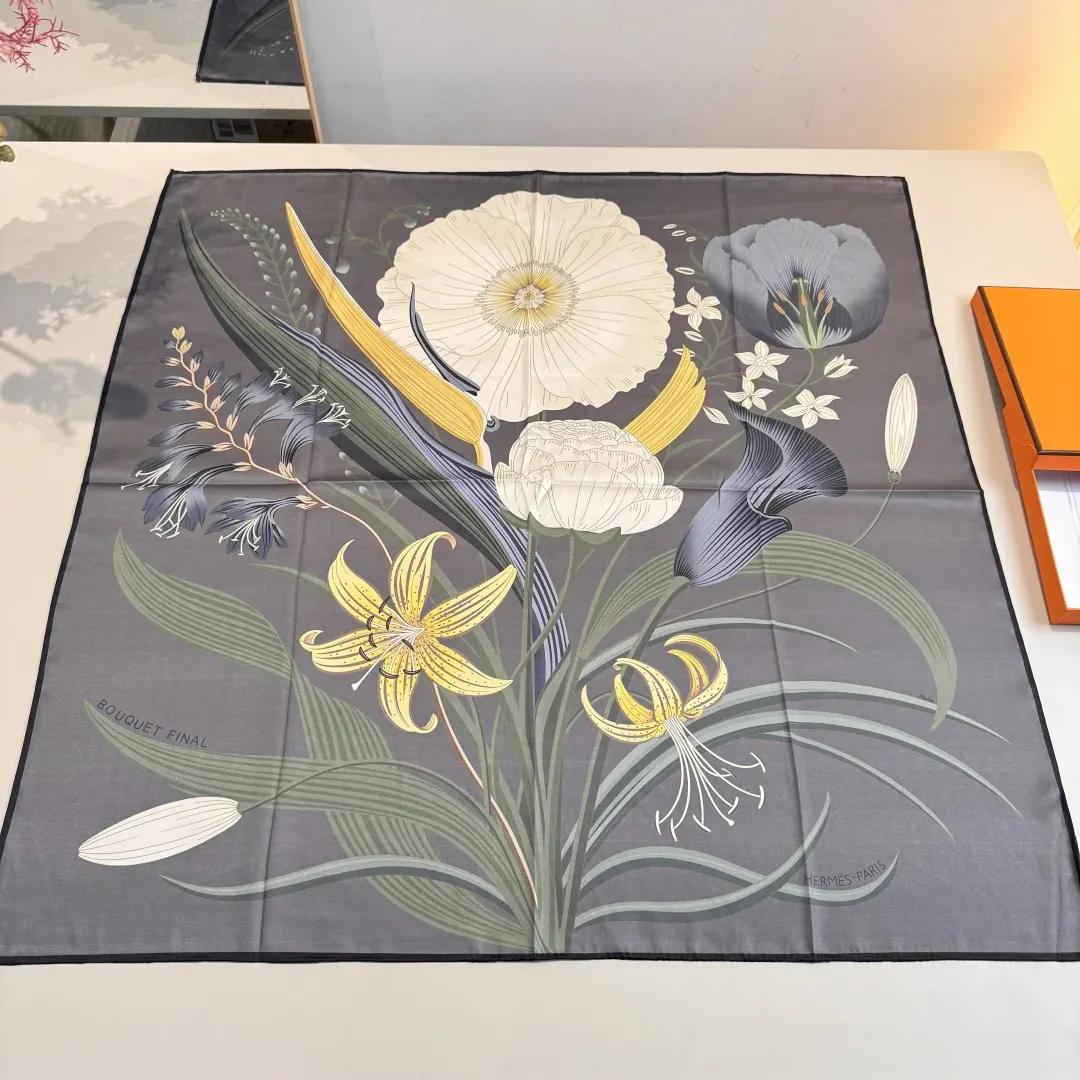 Hermès 丝巾 精致配饰