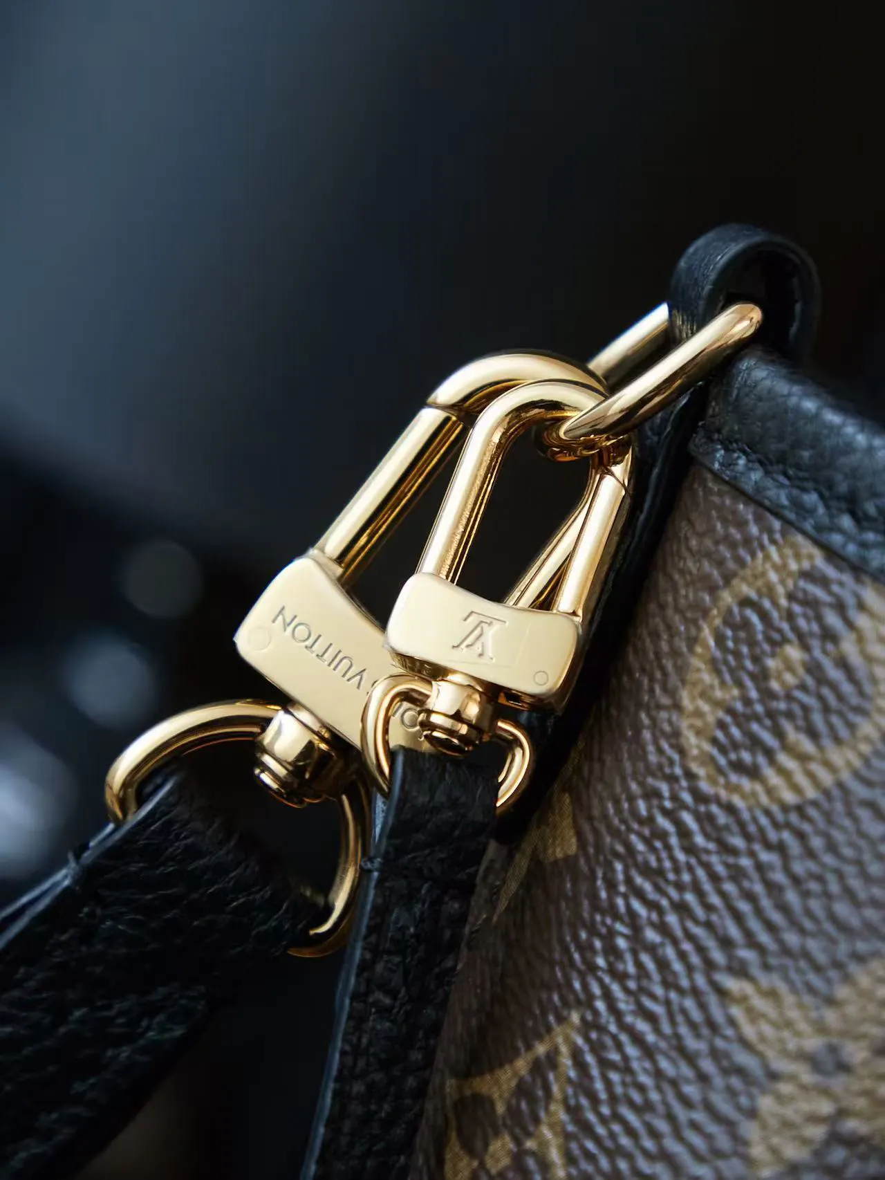 LV Neverfull 手袋(數字5) LV Neverfull 手袋(數字5)