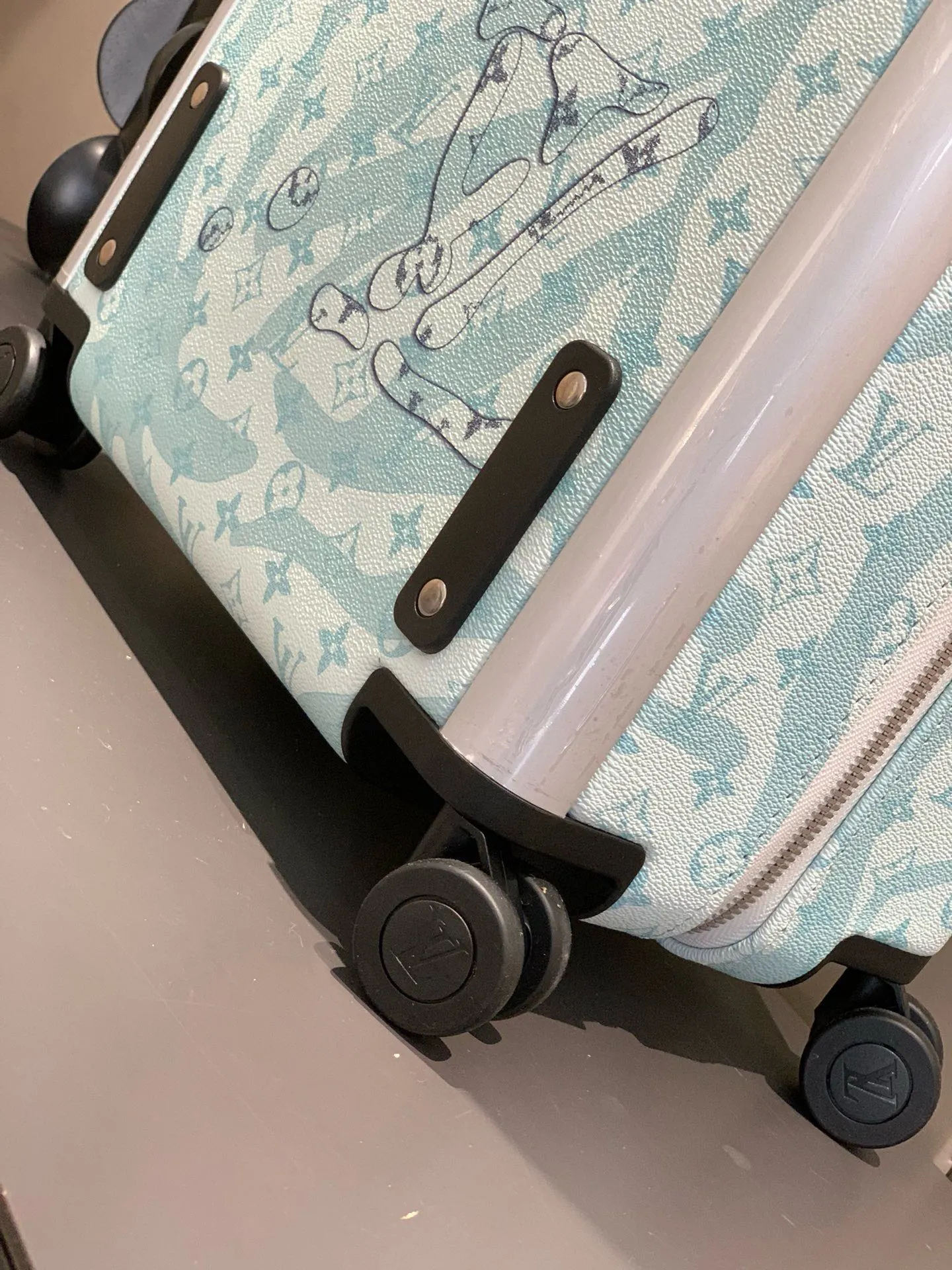驴牌拉杆箱旅行箱 路易v 变色皮 海关锁 万向 行李箱 旅行拉杆款 輕便出行款