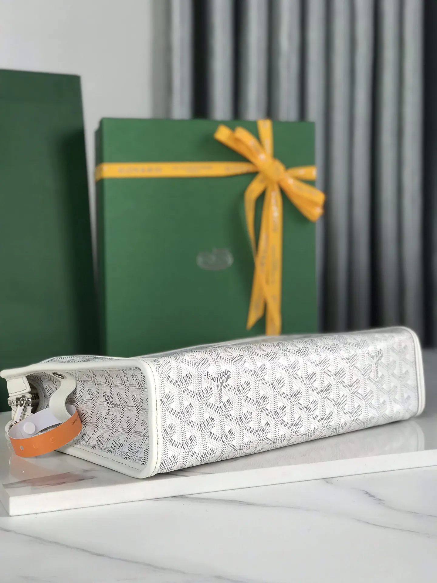 Goyard 黄色 牛皮 手拿包 精致手拿款